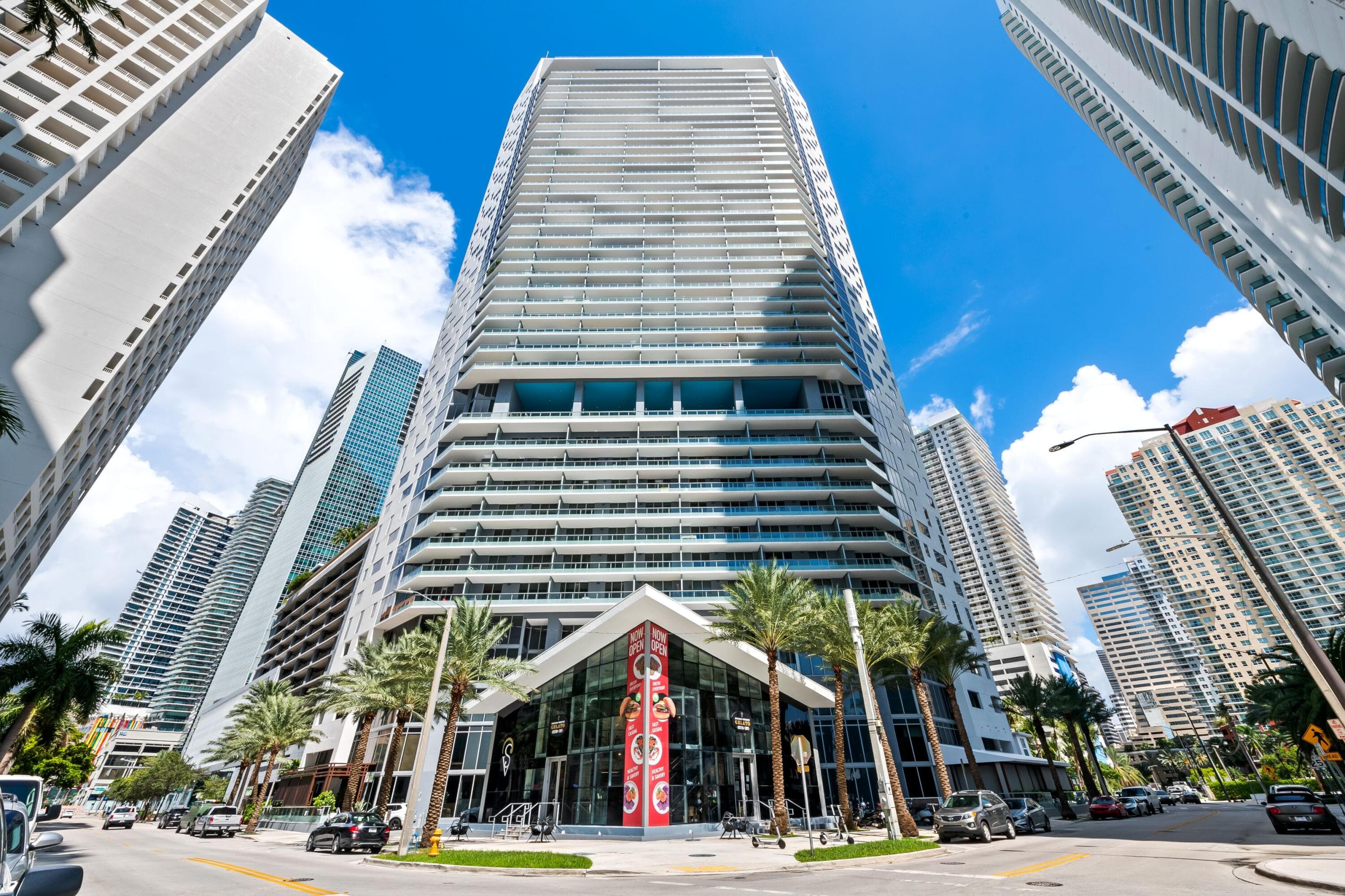 1300 Brickell Bay Drive 1005, Miami, FL 33131 — photo 37 of 45