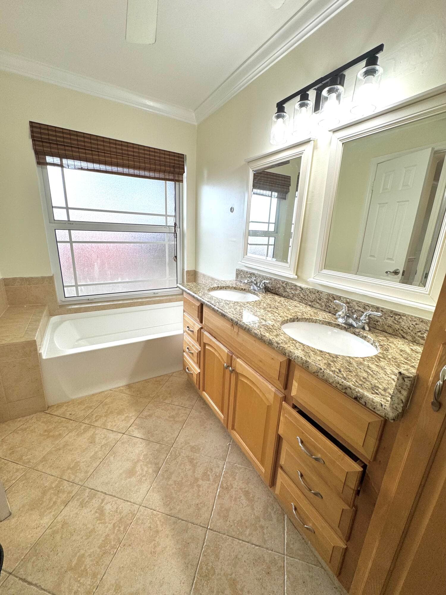 531 SW 167th Terrace, Weston, FL 33326 — photo 8 of 17
