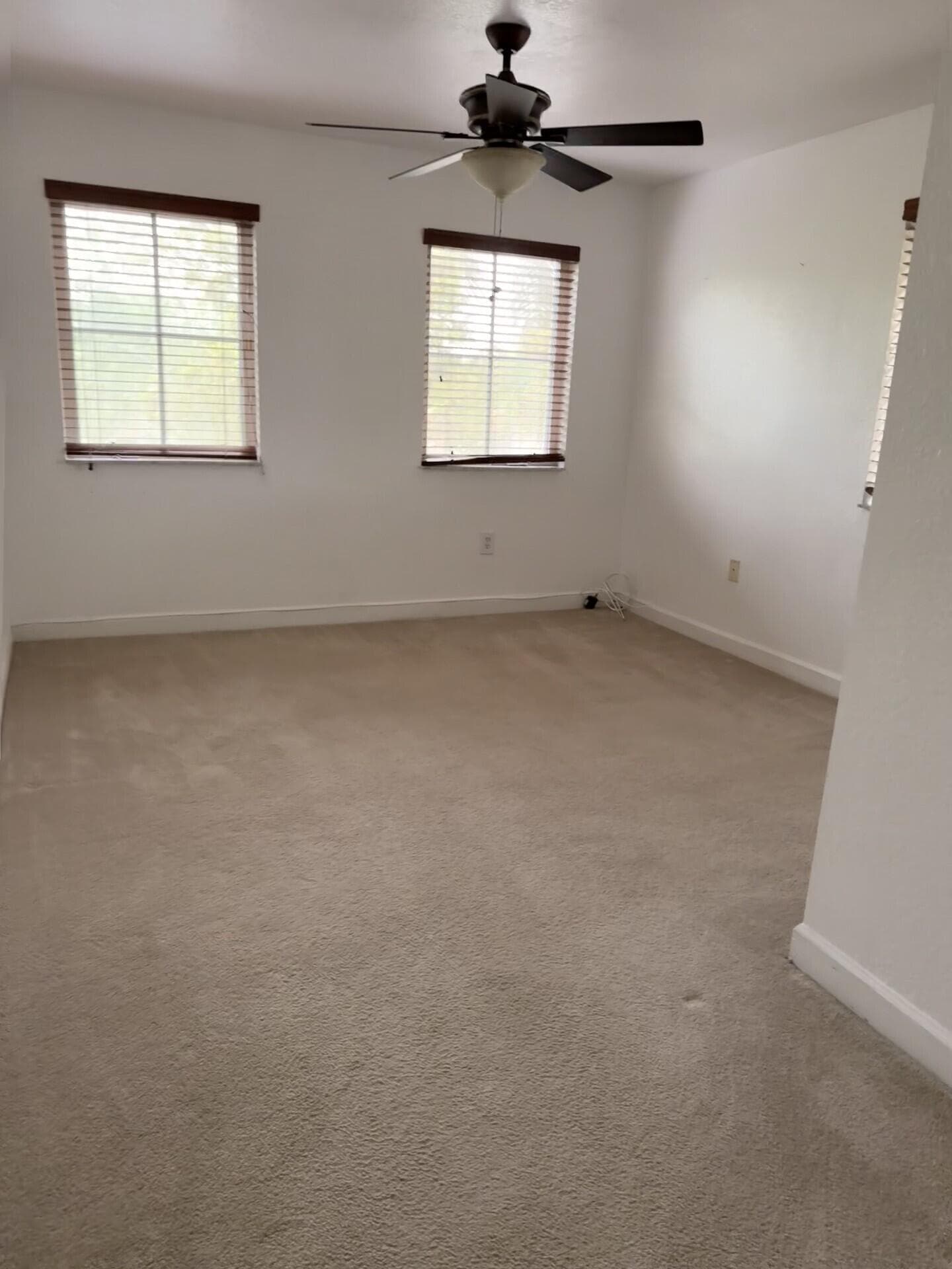 Townhouse in Plantation — photo 5 of 11