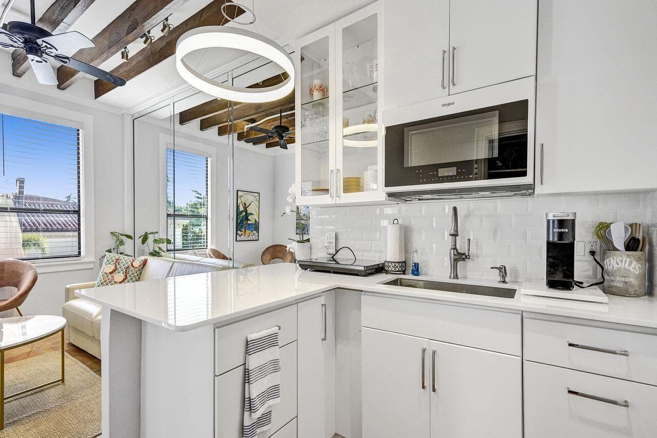 Condominium in Palm Beach — photo 3 of 35