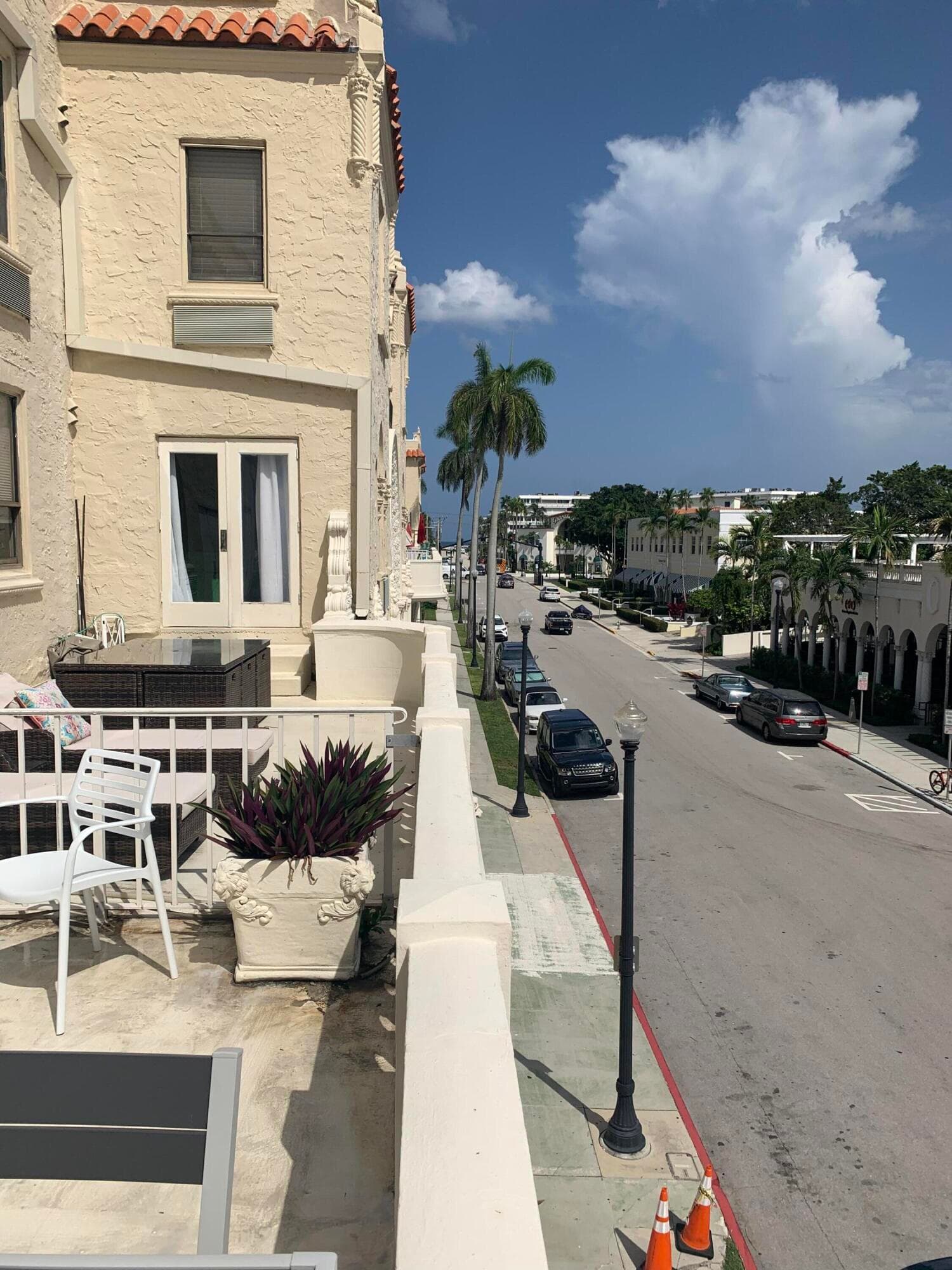 Condominium in Palm Beach — photo 27 of 35