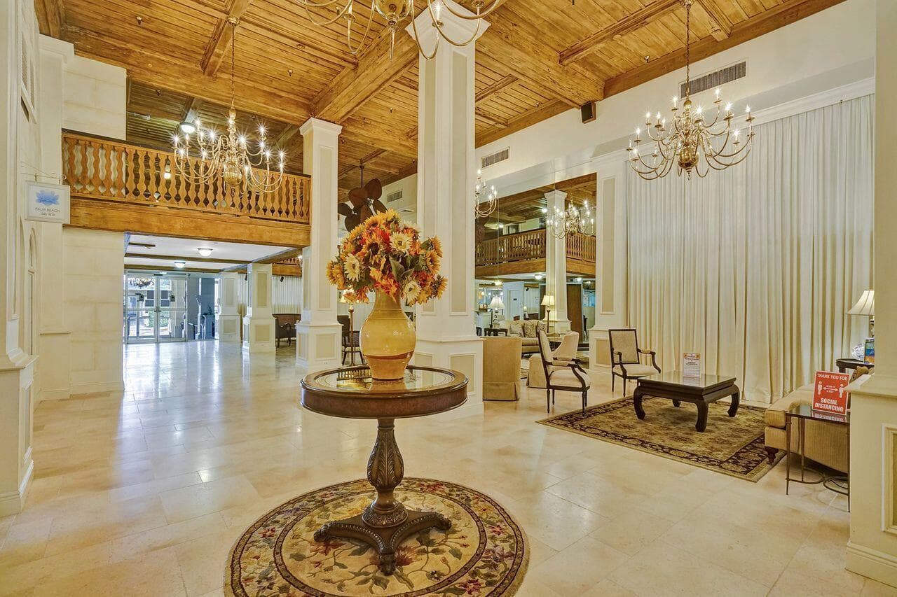 Condominium in Palm Beach — photo 30 of 35
