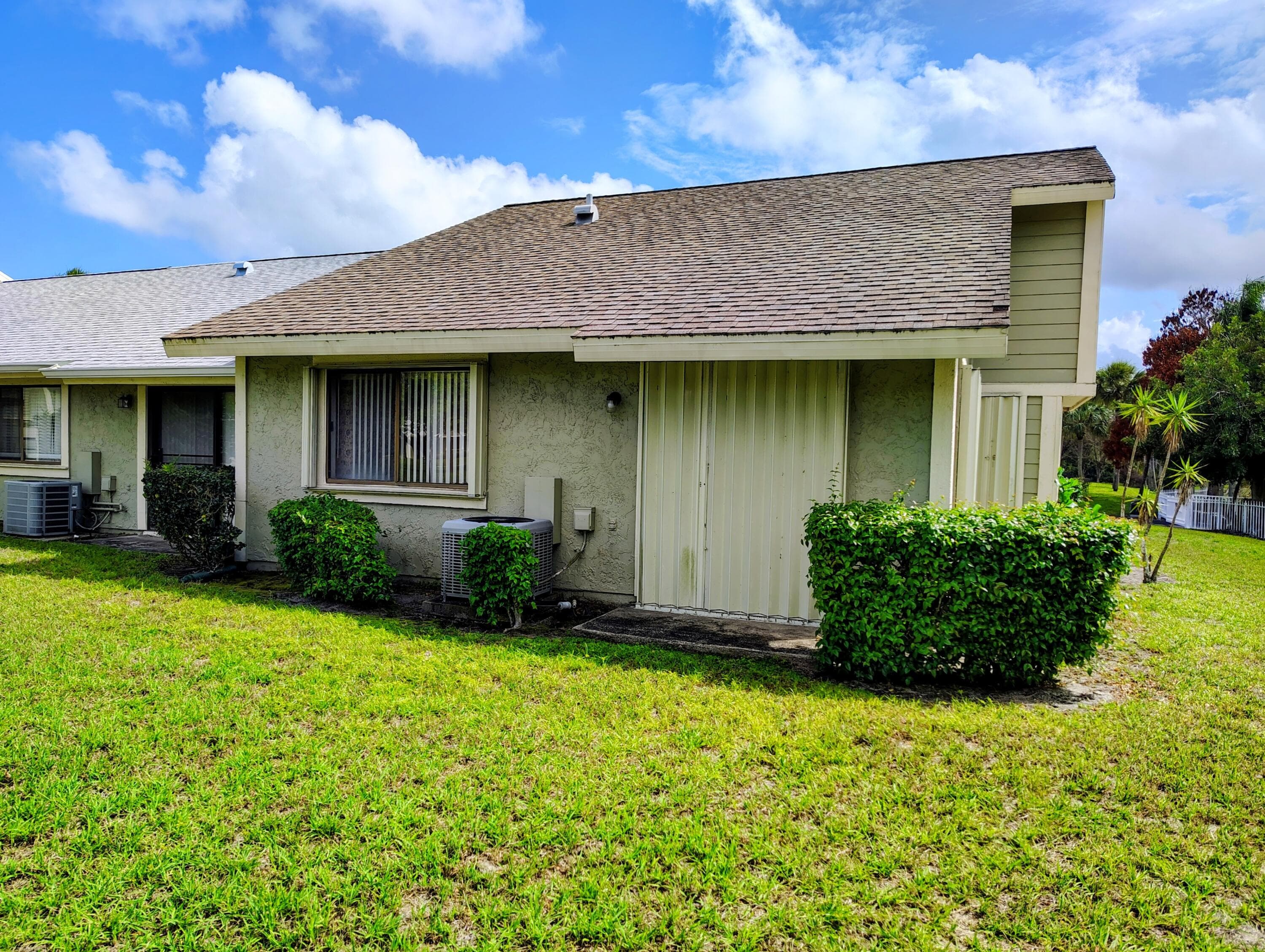 1501 SE Dewberry Court, Port St. Lucie, FL 34952 — photo 2 of 11