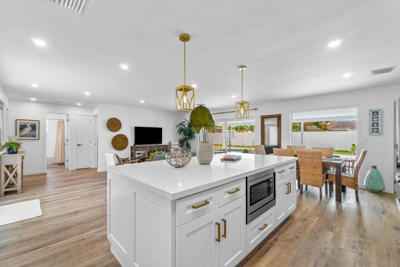 4586 Ellwood Drive, Delray Beach, FL 33445 — photo 17 of 38