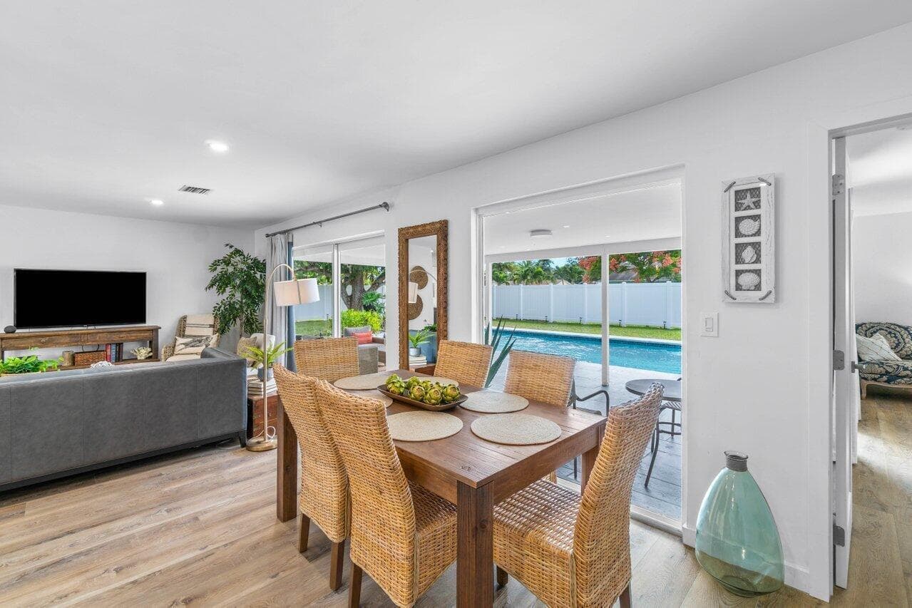 4586 Ellwood Drive, Delray Beach, FL 33445 — photo 18 of 38