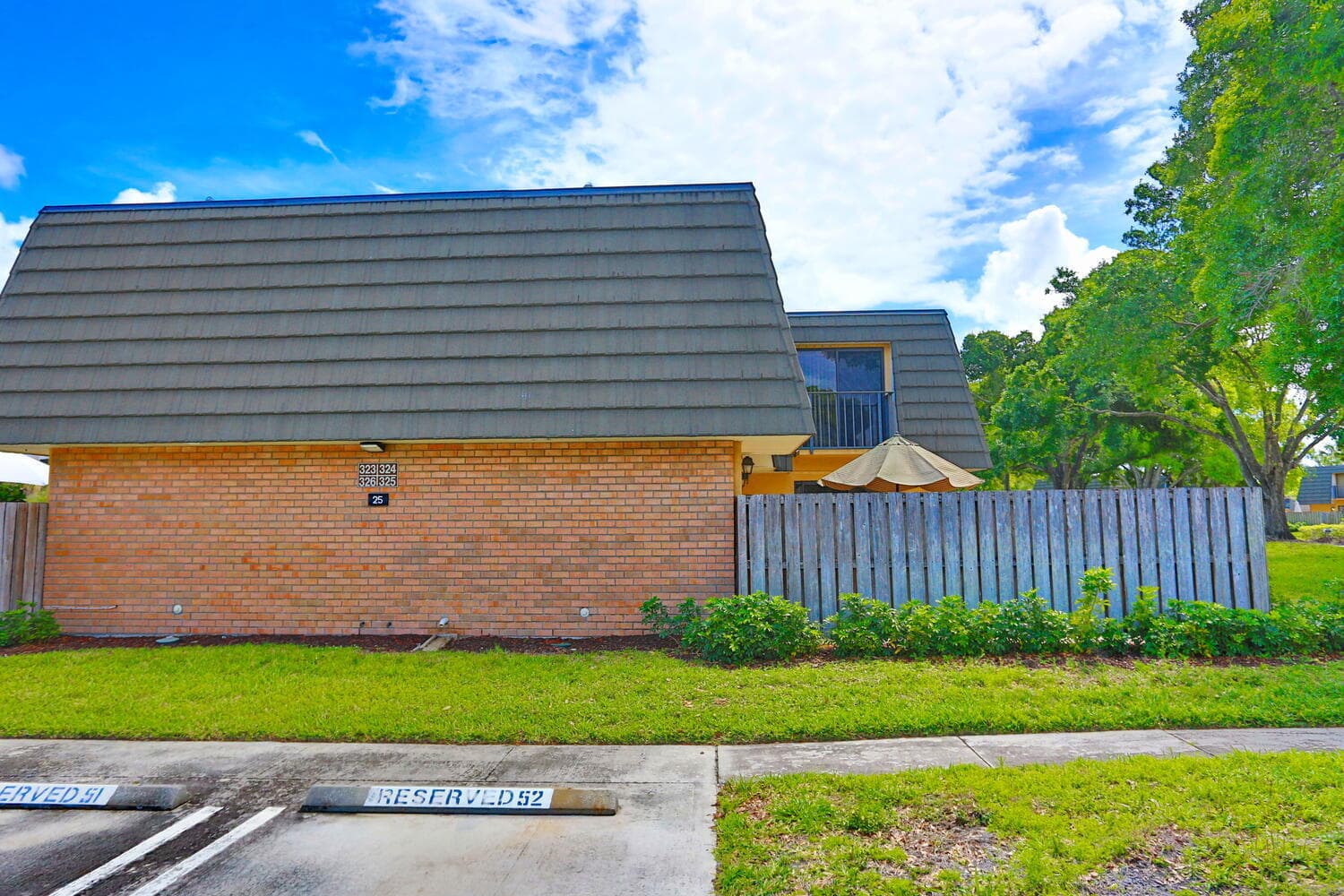 325 3rd Way, West Palm Beach, FL 33407 — photo 4 of 36