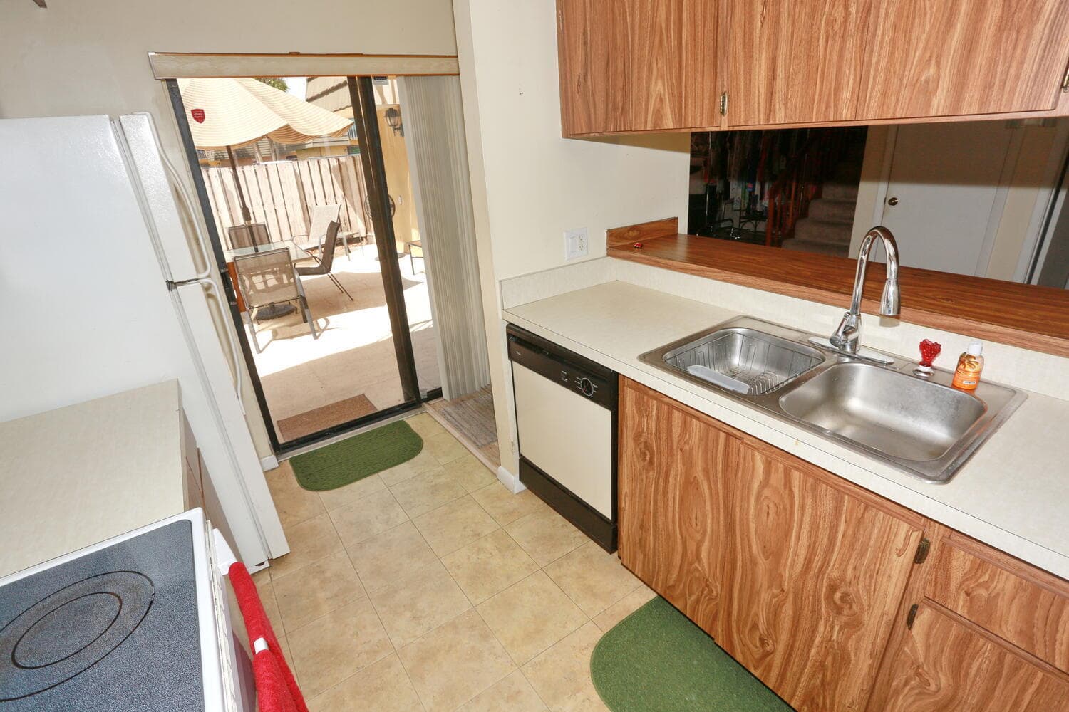 325 3rd Way, West Palm Beach, FL 33407 — photo 10 of 36