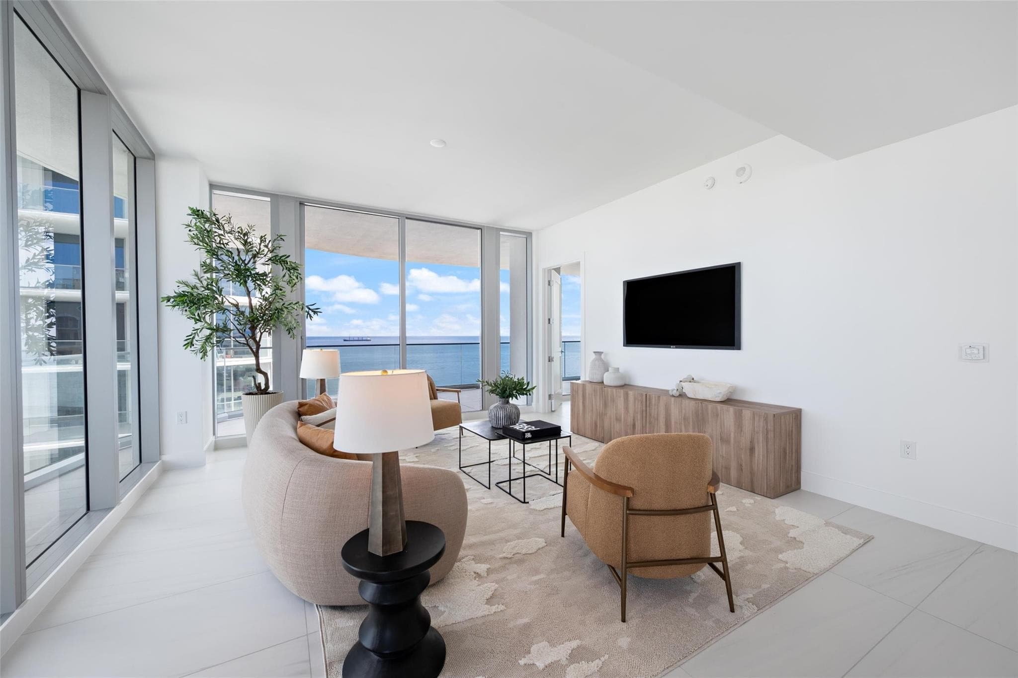 153 N Seabreeze Boulevard Unit 1105s, Fort Lauderdale, FL 33304 — photo 4 of 82