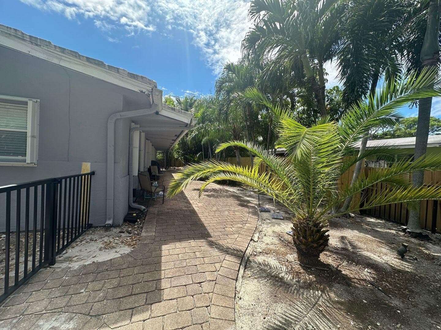 740 NE 37th Street B, Oakland Park, FL 33334 — photo 4 of 27