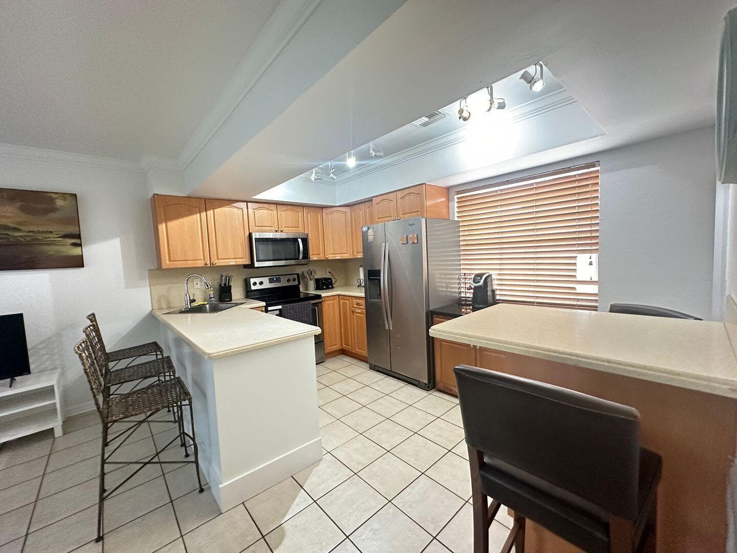 740 NE 37th Street B, Oakland Park, FL 33334 — photo 8 of 27