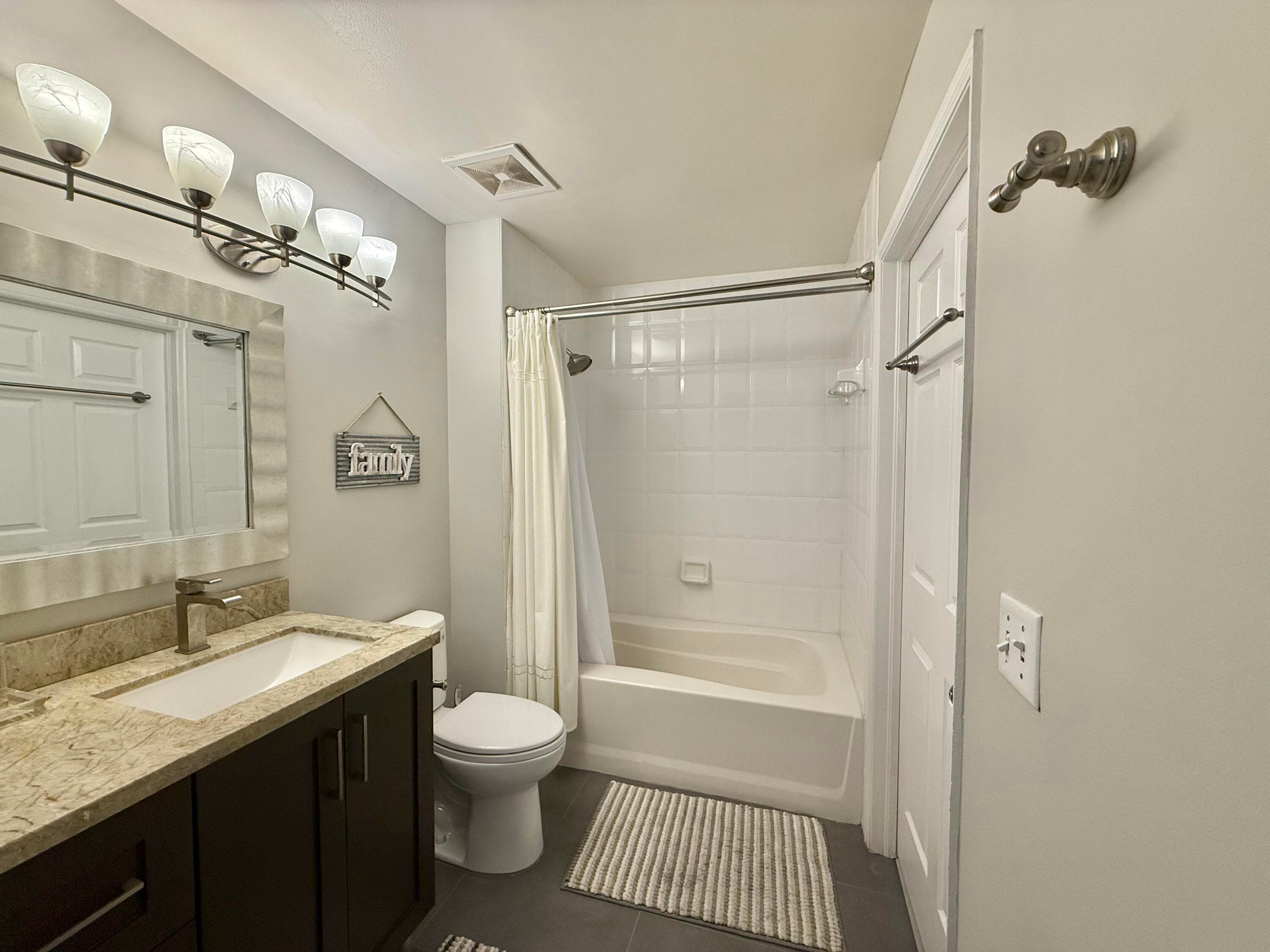 616 Clearwater Park Road Lp01, West Palm Beach, FL 33401 — photo 23 of 44