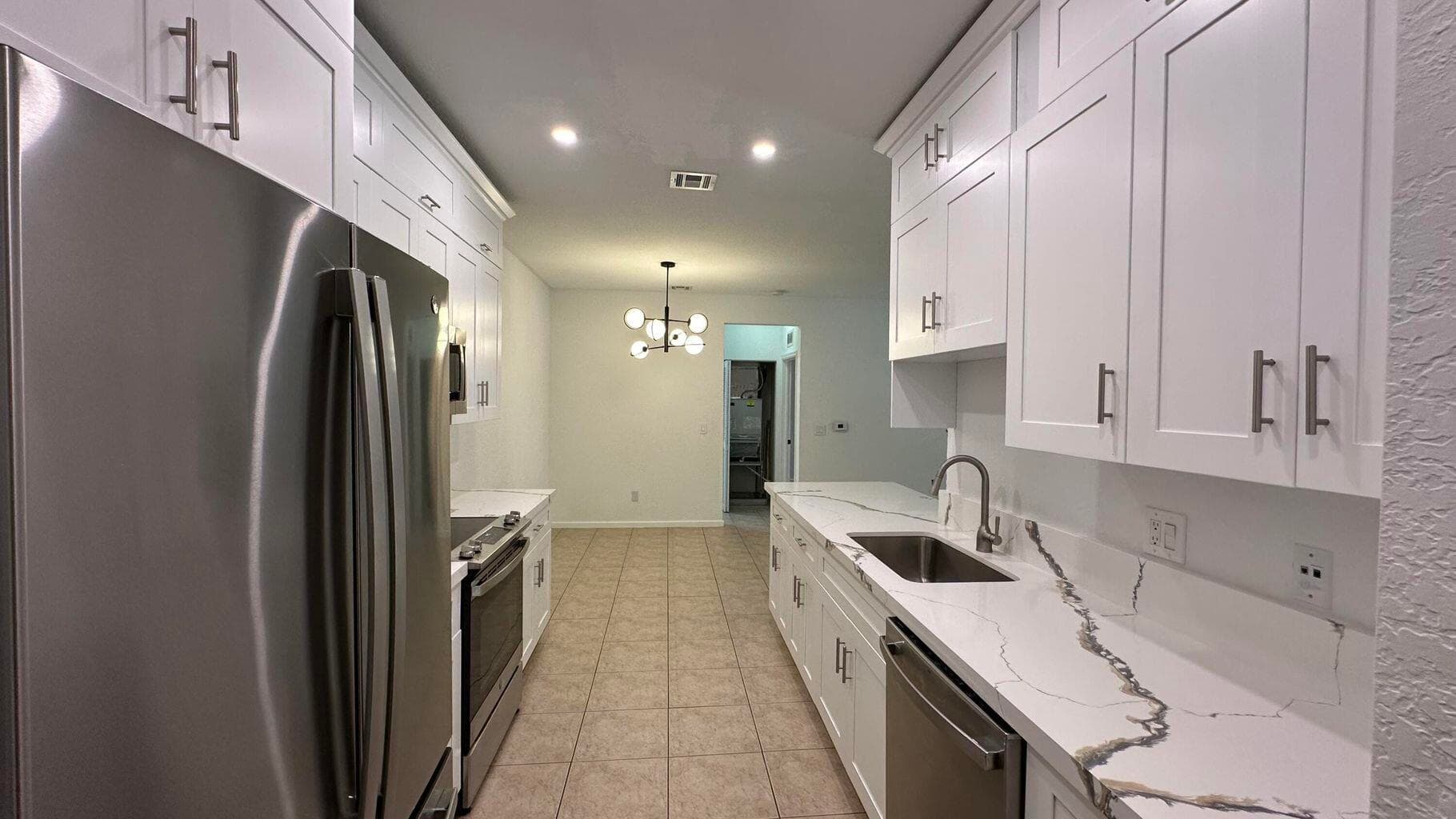 3549 Forest Hill Boulevard 19, Palm Springs, FL 33406 — photo 5 of 13
