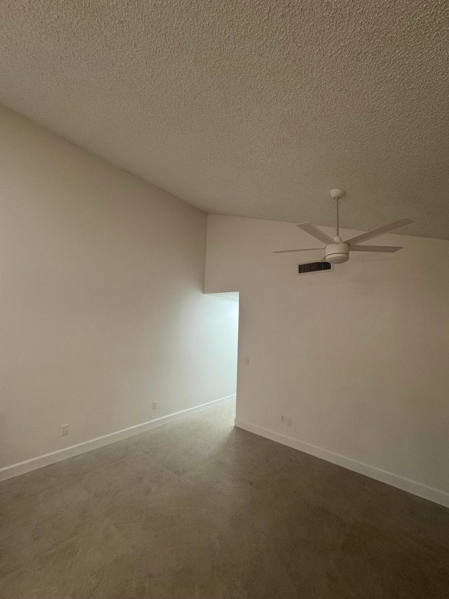 1148 Summit Trail Circle D, West Palm Beach, FL 33415 — photo 7 of 34