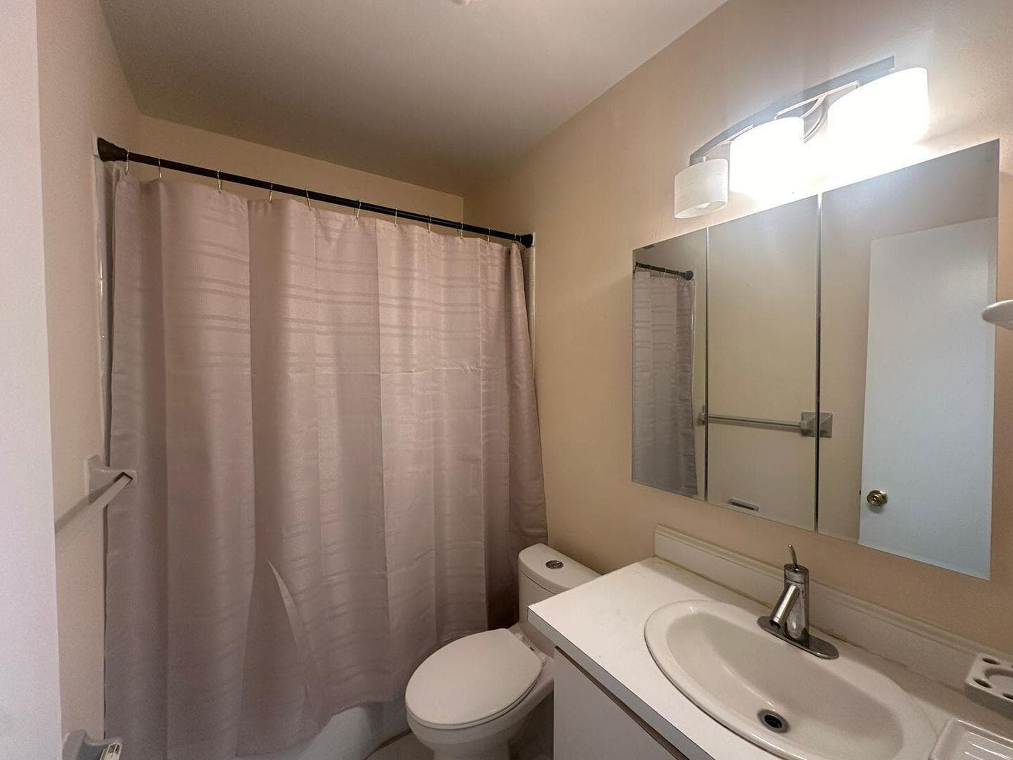 2170 NE 51st Court Unit B25, Fort Lauderdale, FL 33308 — photo 9 of 21