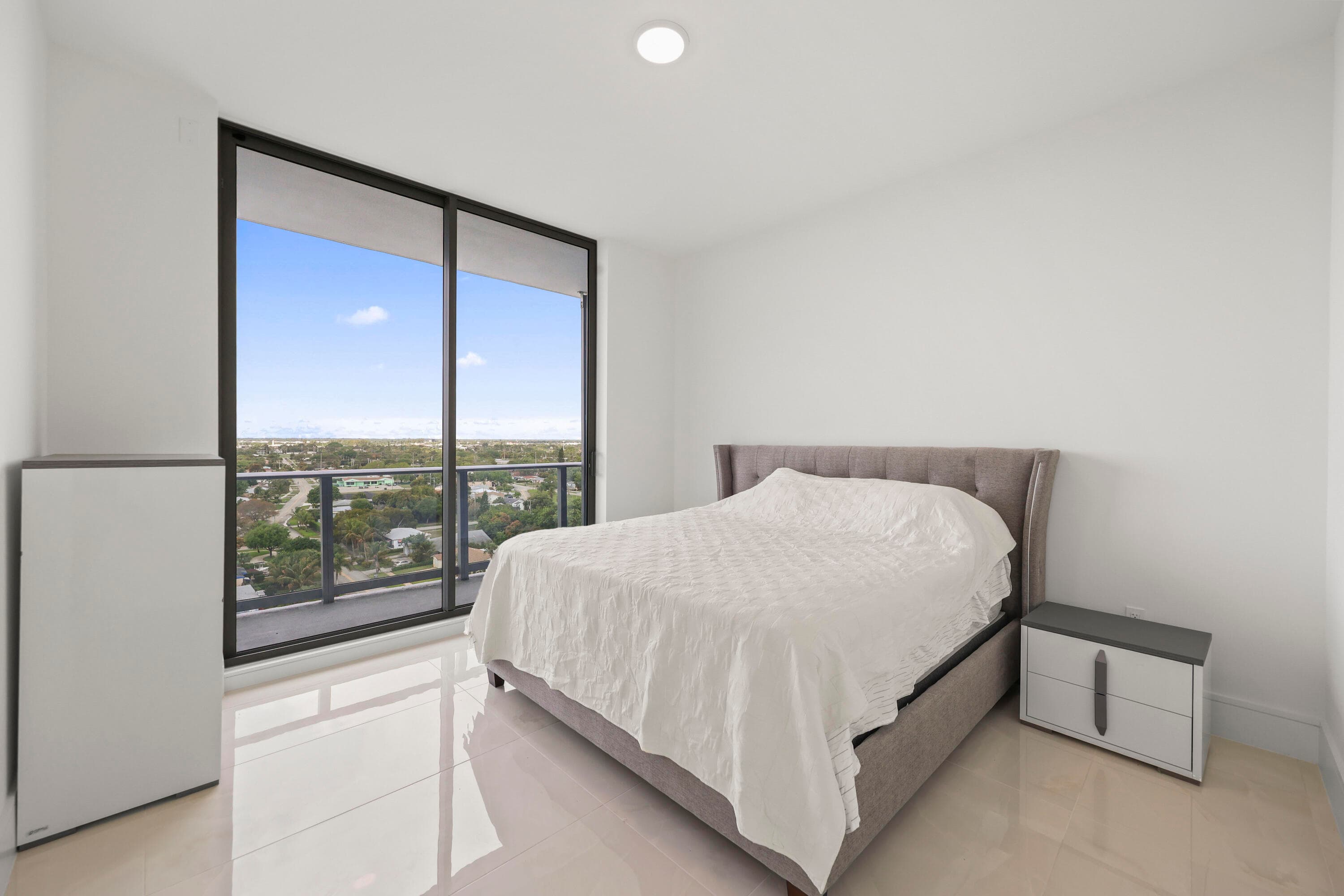 220 Lake Shore Drive 1125, Lake Park, FL 33403 — photo 10 of 111