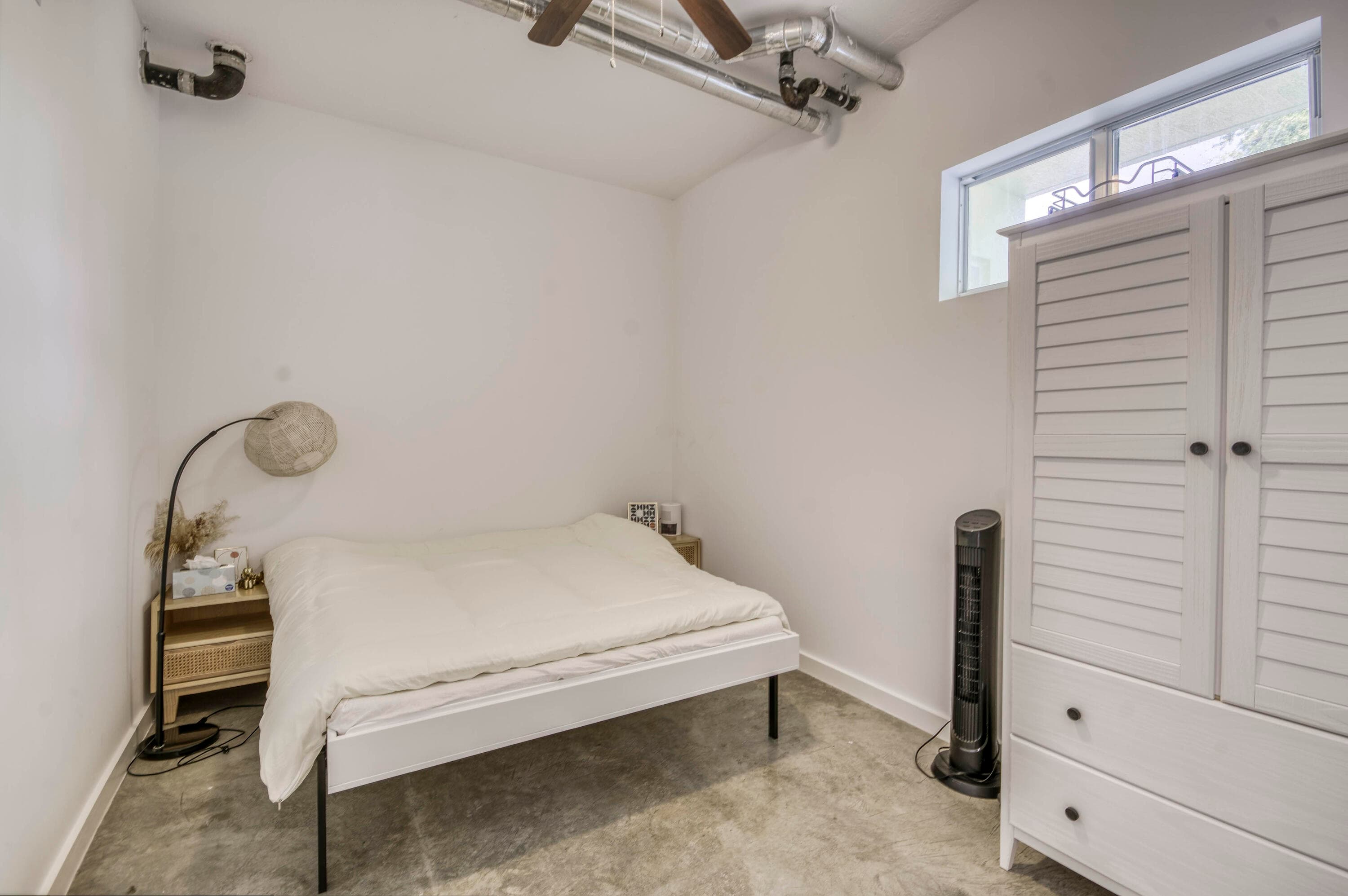 108 Lake Avenue 202, Lake Worth Beach, FL 33460 — photo 10 of 28