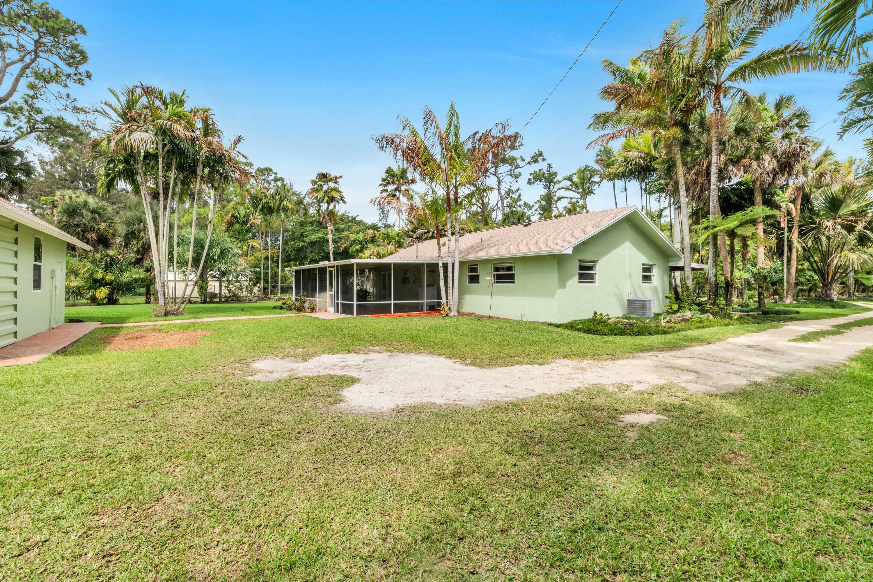 6863 Imperial Drive, West Palm Beach, FL 33411 — photo 13 of 44