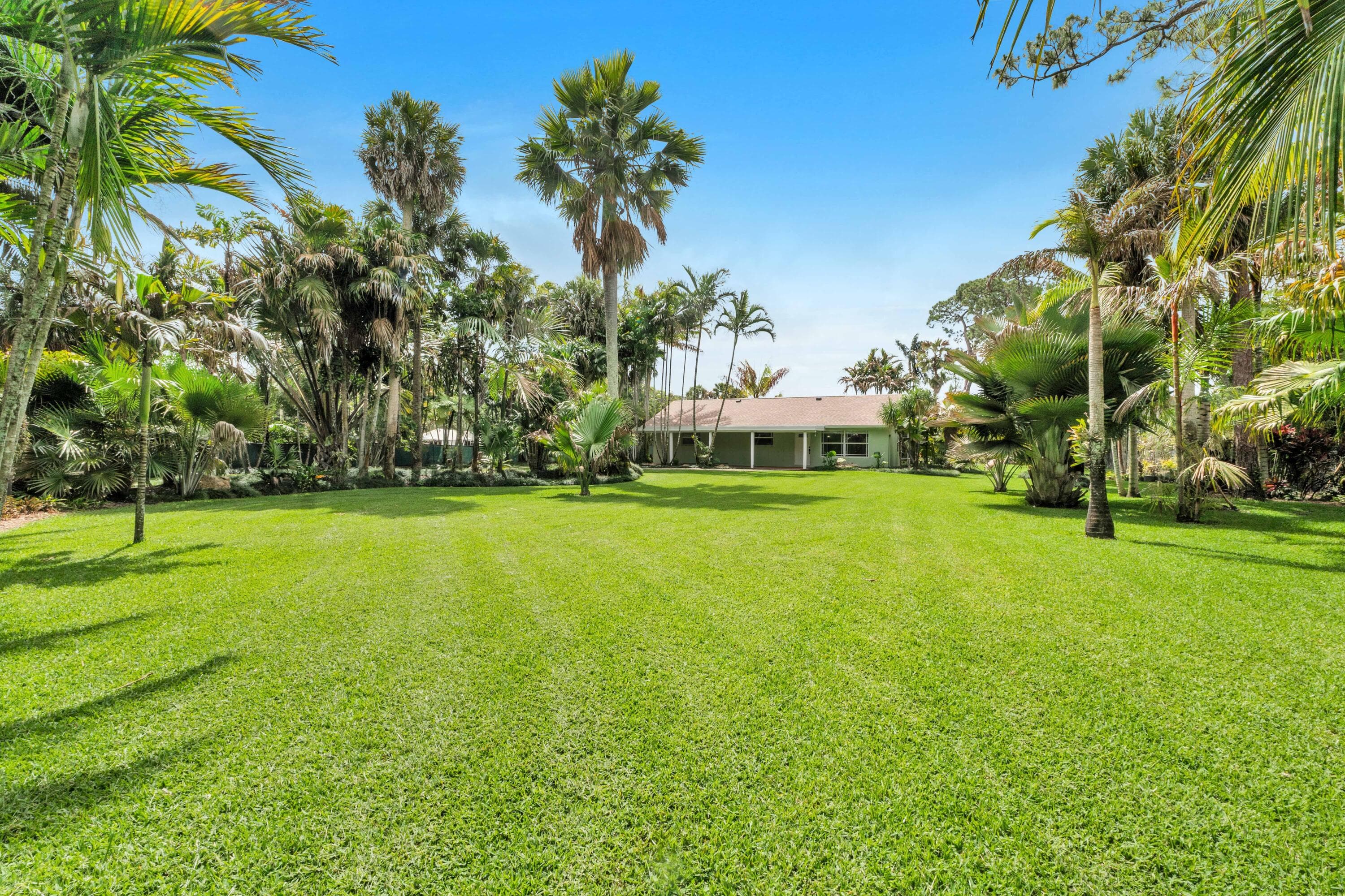 6863 Imperial Drive, West Palm Beach, FL 33411 — photo 6 of 44