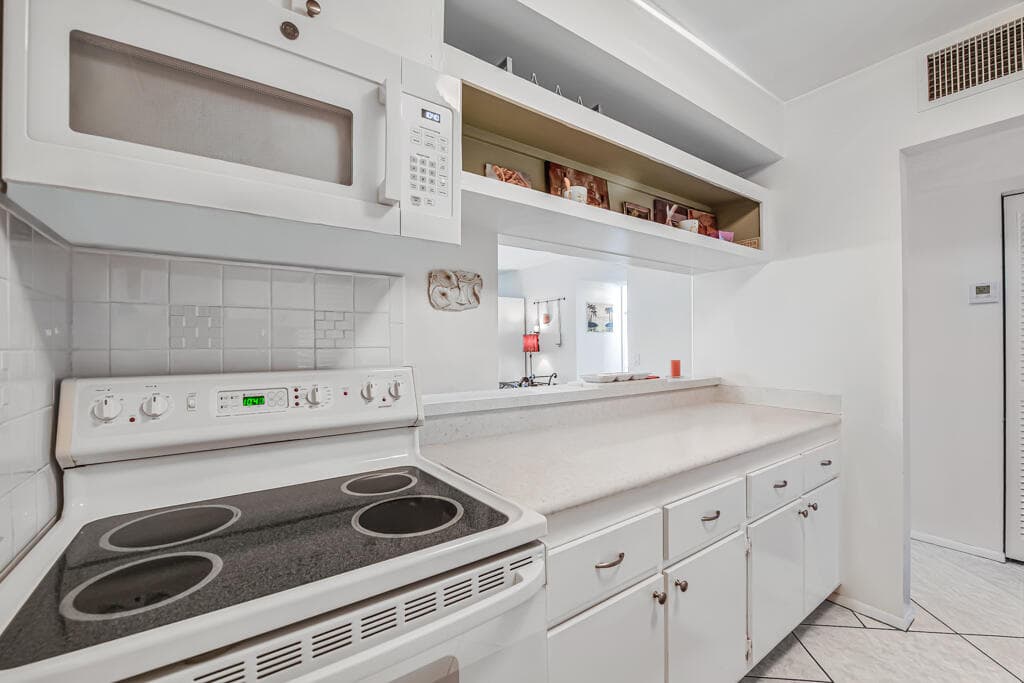 12022 W Greenway Drive 204, Royal Palm Beach, FL 33411 — photo 10 of 44