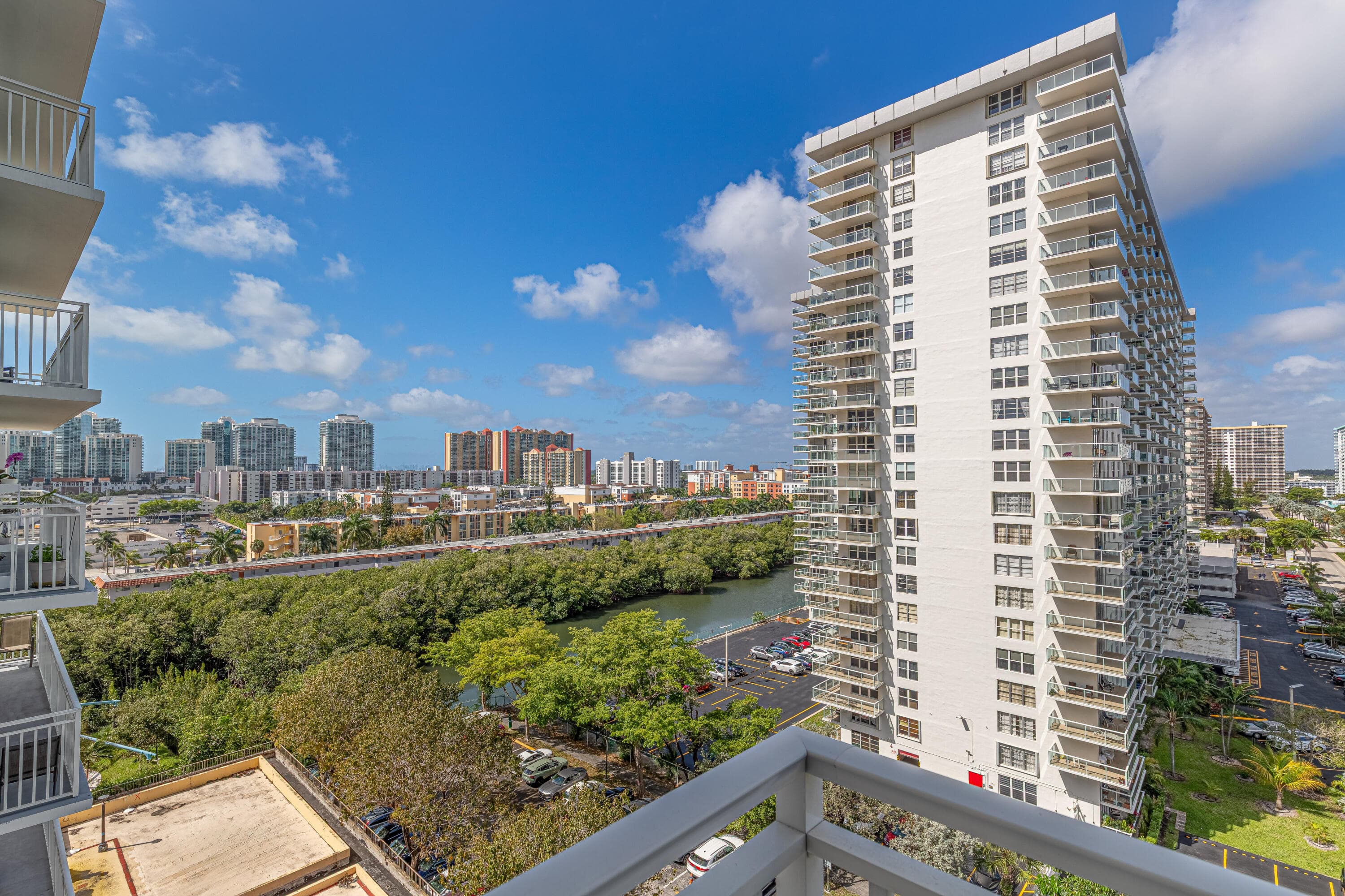210 174th Street 1110, Sunny Isles Beach, FL 33160 — photo 19 of 39