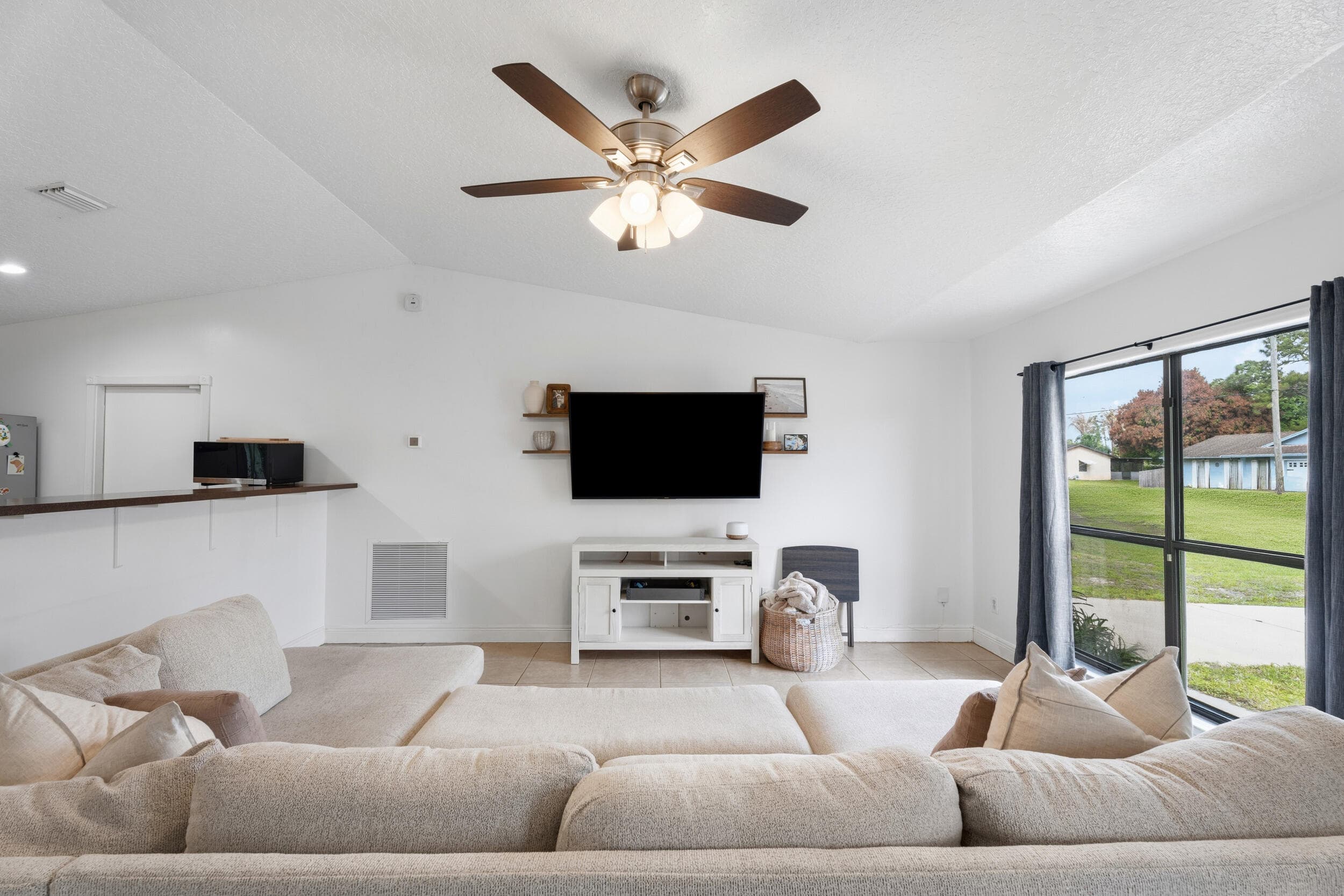 452 SW David Terrace, Port St. Lucie, FL 34953 — photo 4 of 27