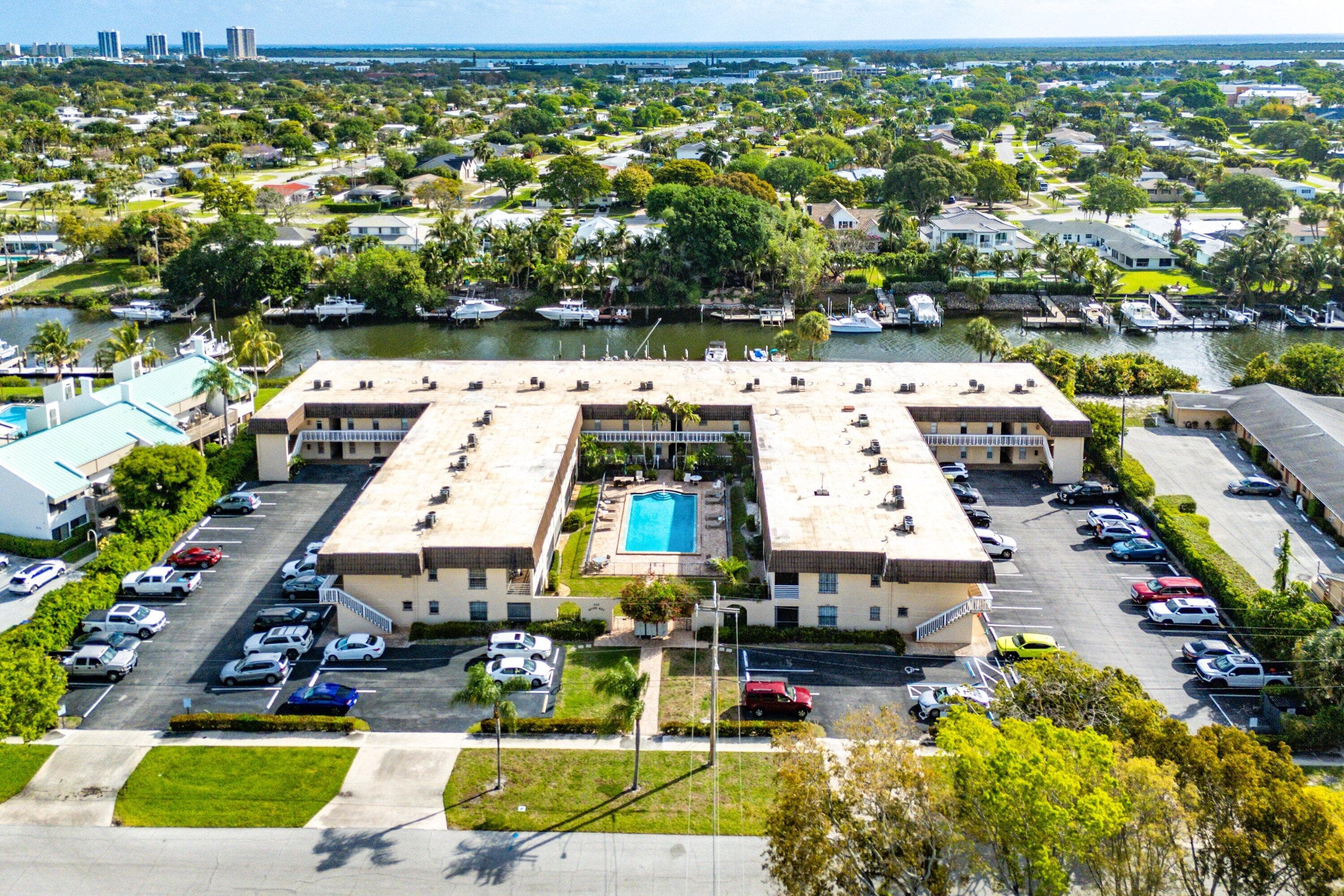 342 Southwind Drive 102, North Palm Beach, FL 33408 — photo 36 of 39