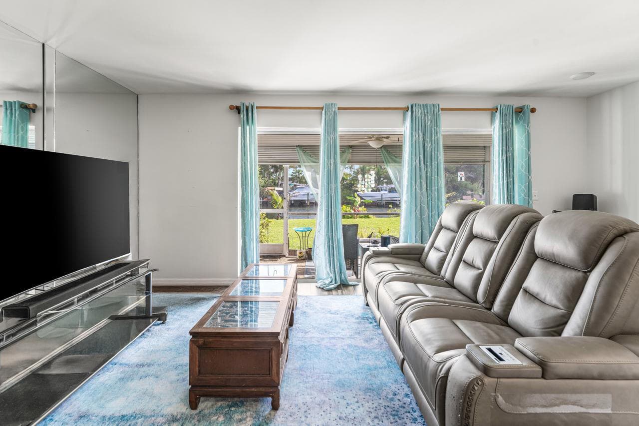 342 Southwind Drive 102, North Palm Beach, FL 33408 — photo 9 of 39