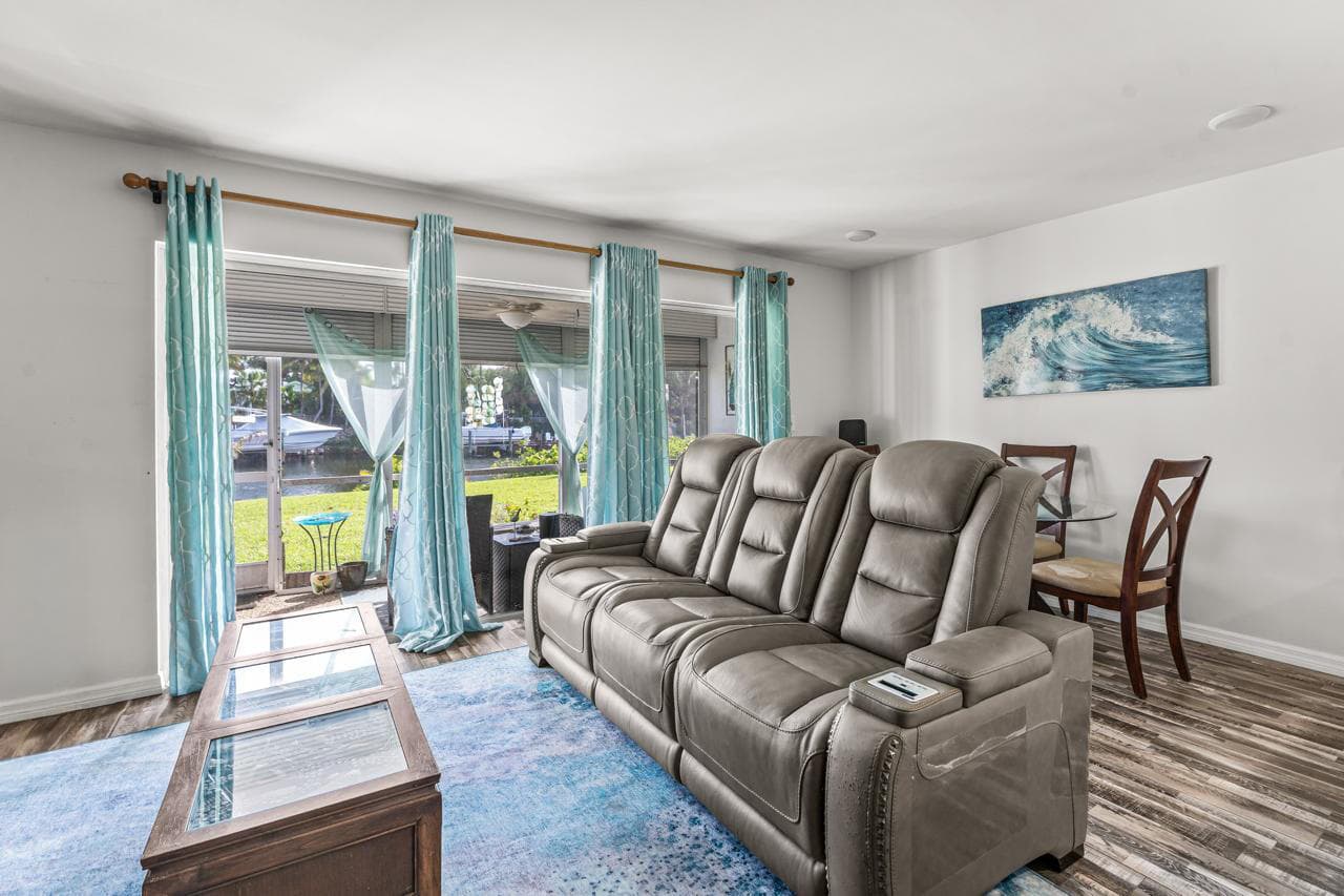 342 Southwind Drive 102, North Palm Beach, FL 33408 — photo 12 of 39