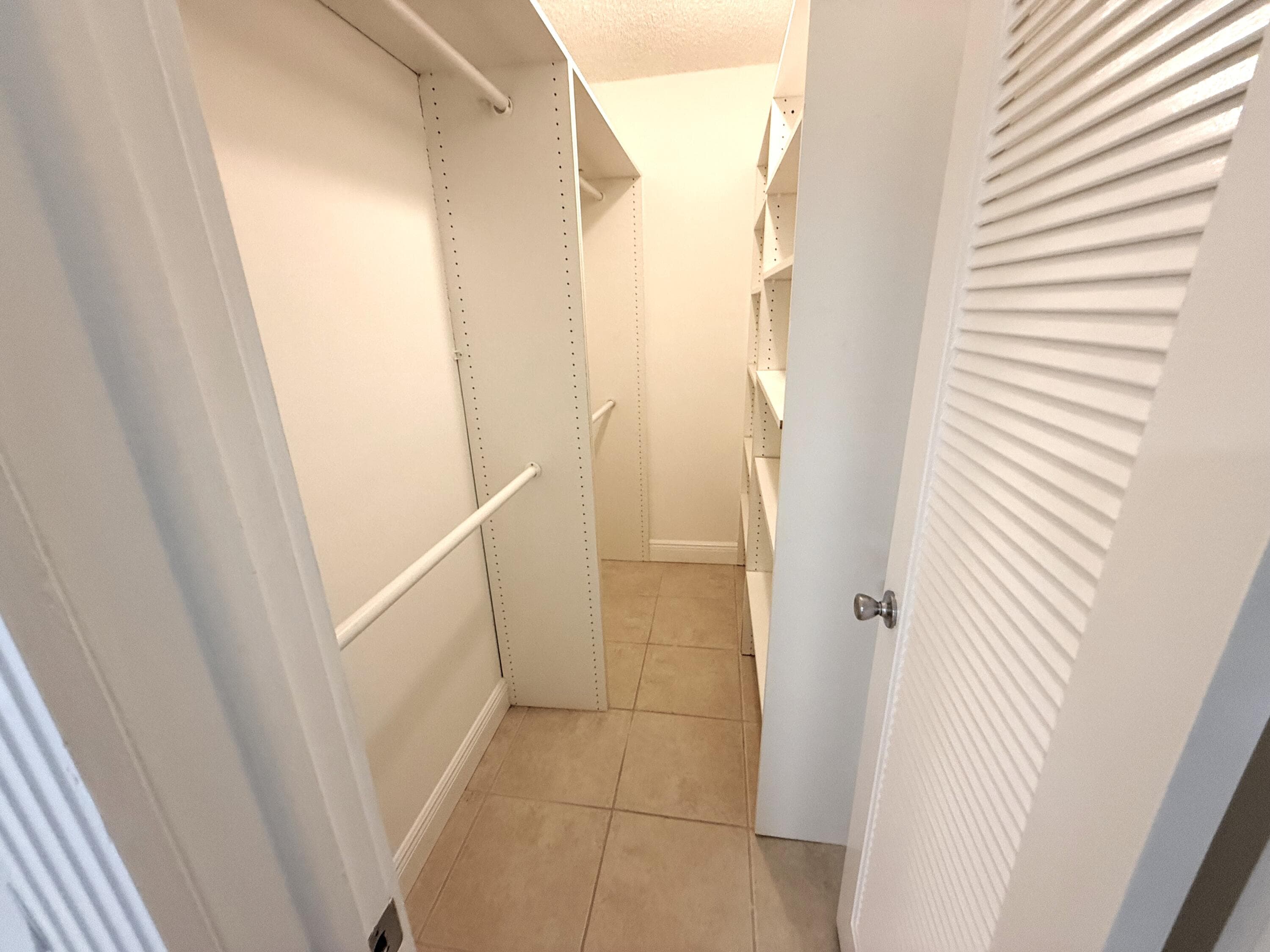 586 Normandy M 586, Delray Beach, FL 33484 — photo 10 of 24
