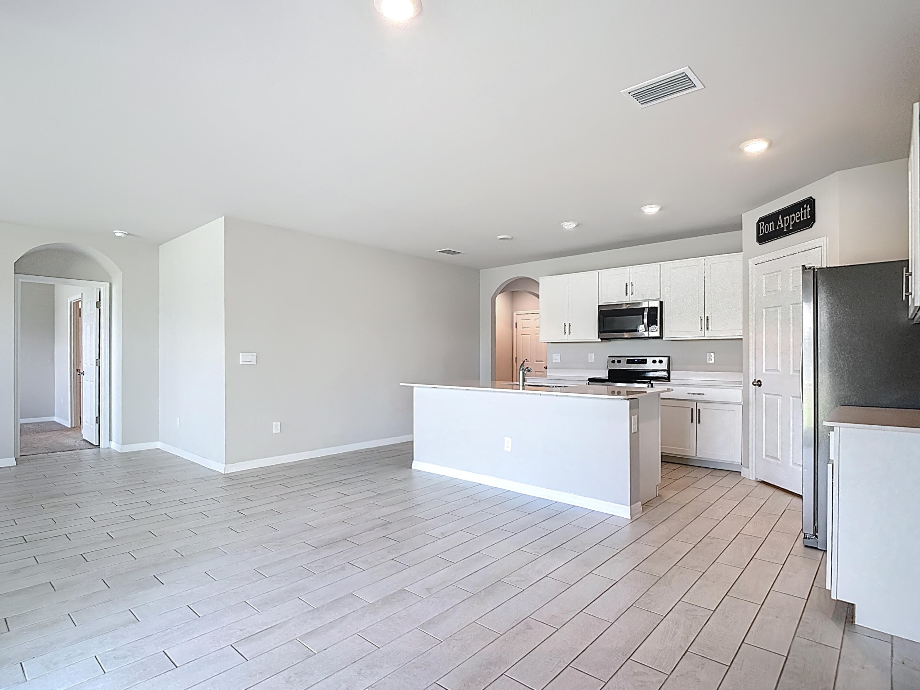 524 W Glendale Avenue, LaBelle, FL 33935 — photo 12 of 25