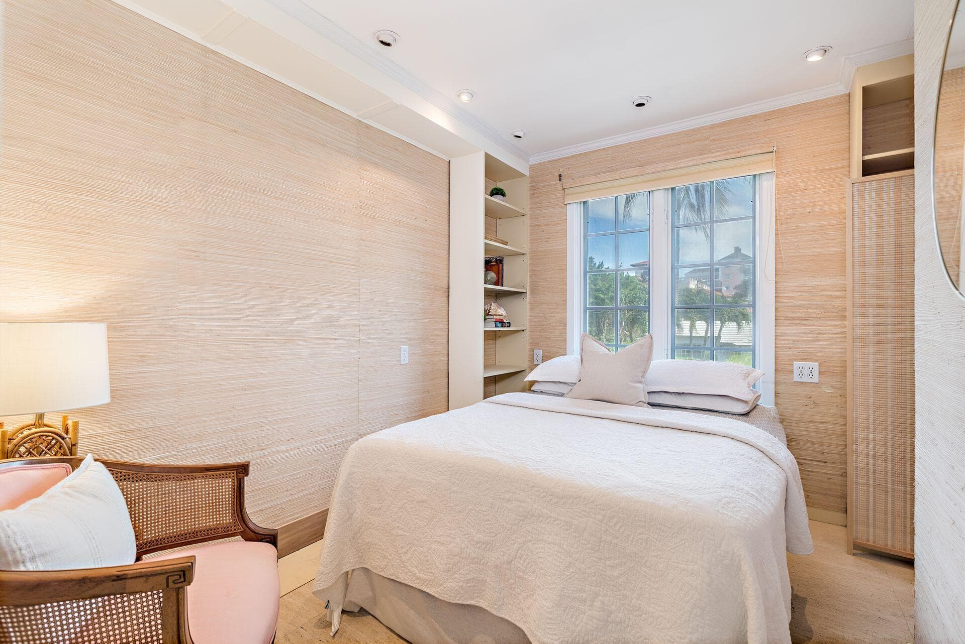 155 Peruvian Avenue, Palm Beach, FL 33480 — photo 16 of 23