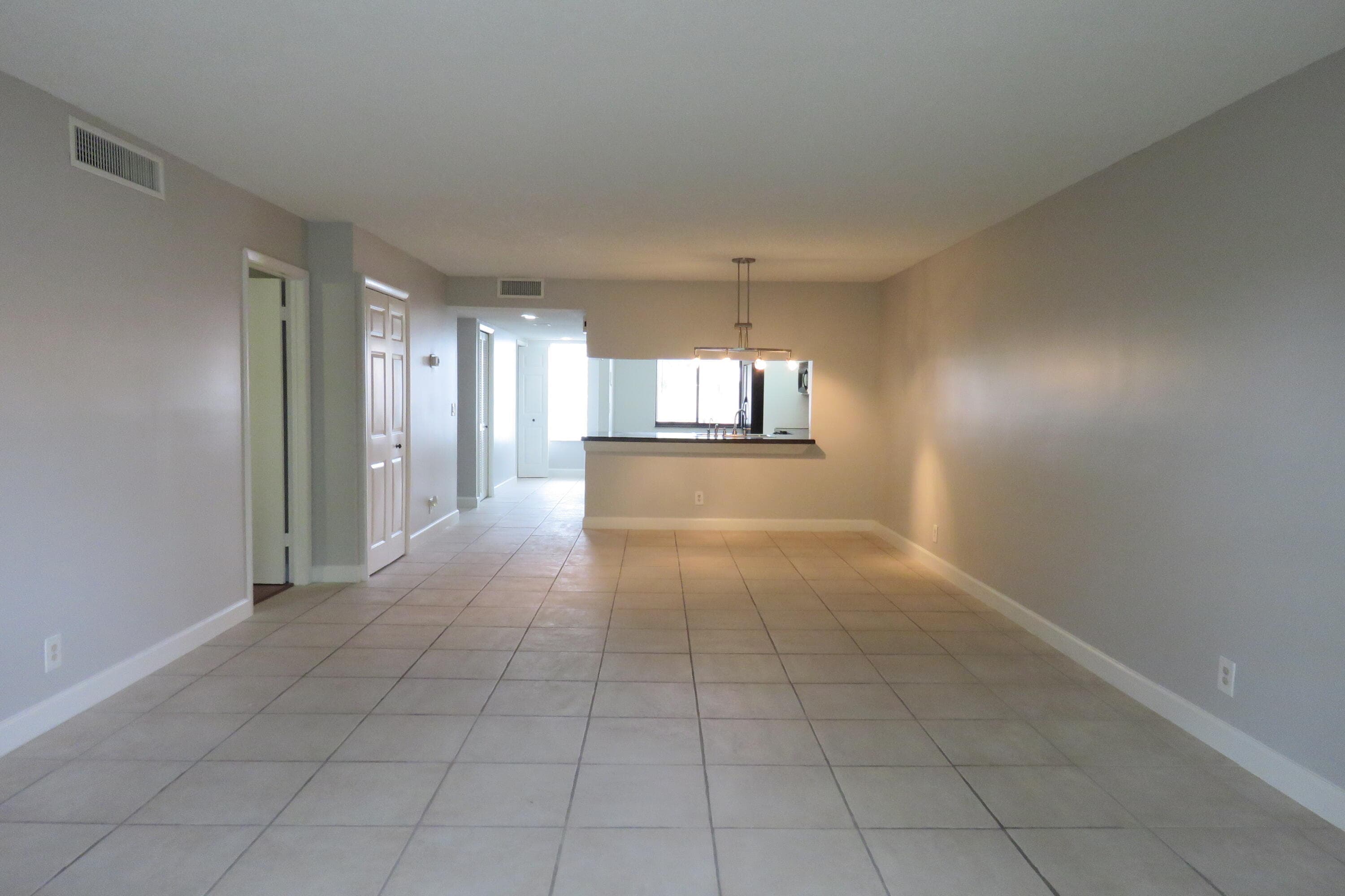193 Lakeview Drive 205, Weston, FL 33326 — photo 1 of 23