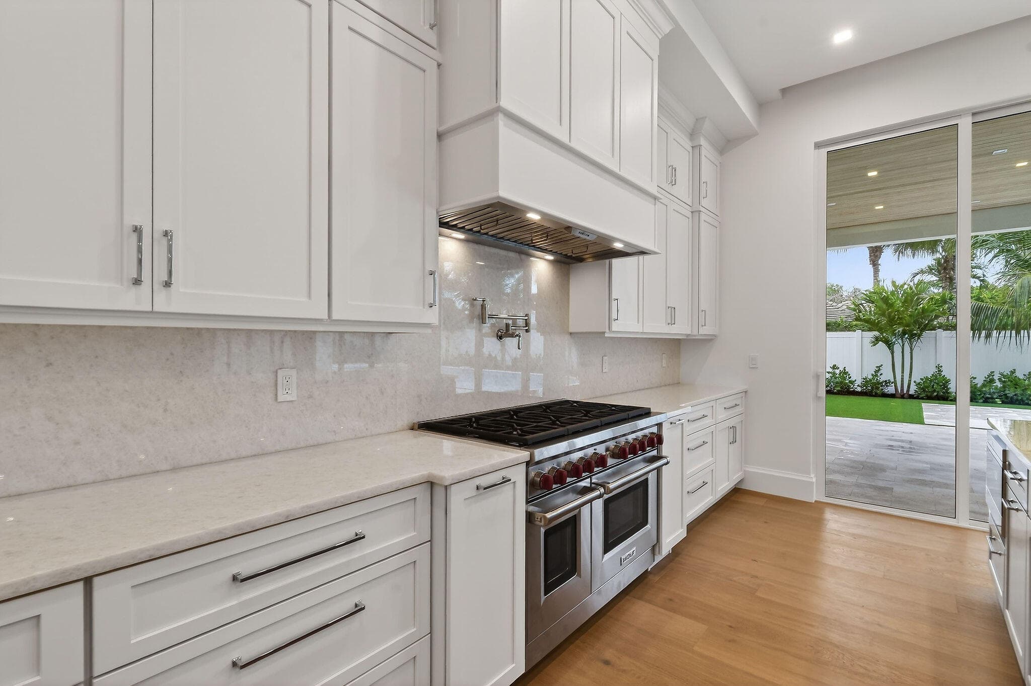 192 River Drive, Jupiter, FL 33469 — photo 10 of 45