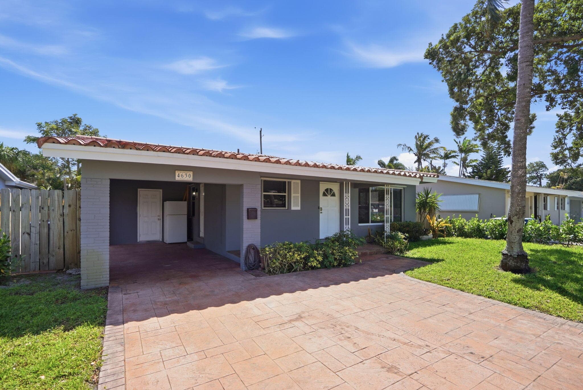 4630 NE 3rd Terrace, Oakland Park, FL 33334 — photo 9 of 25