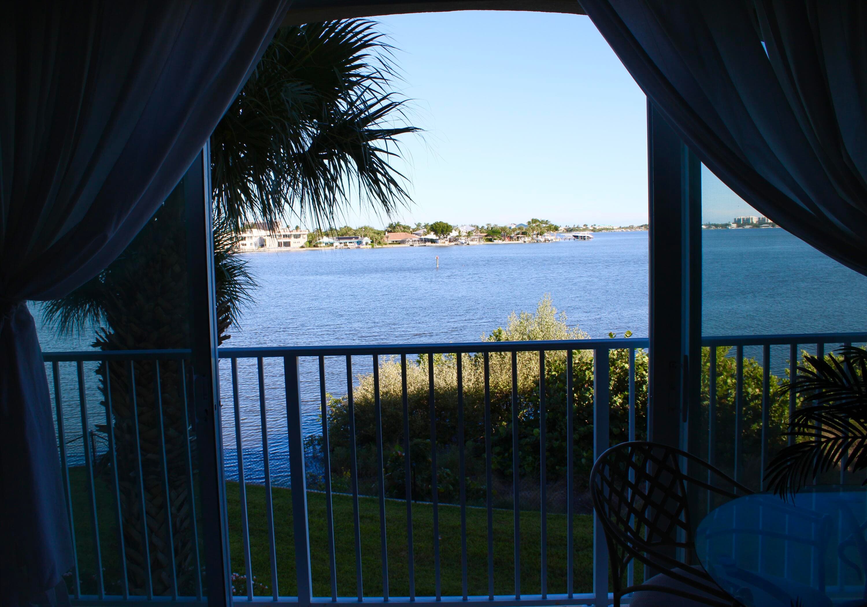 3 E Harbour Isle Drive E 204, Fort Pierce, FL 34949 — photo 5 of 20