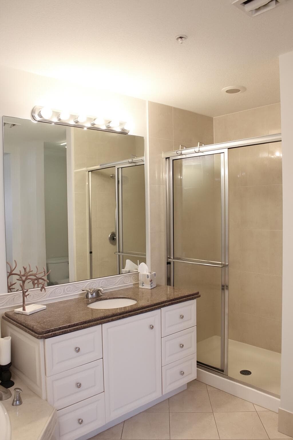 3 E Harbour Isle Drive E 204, Fort Pierce, FL 34949 — photo 14 of 20
