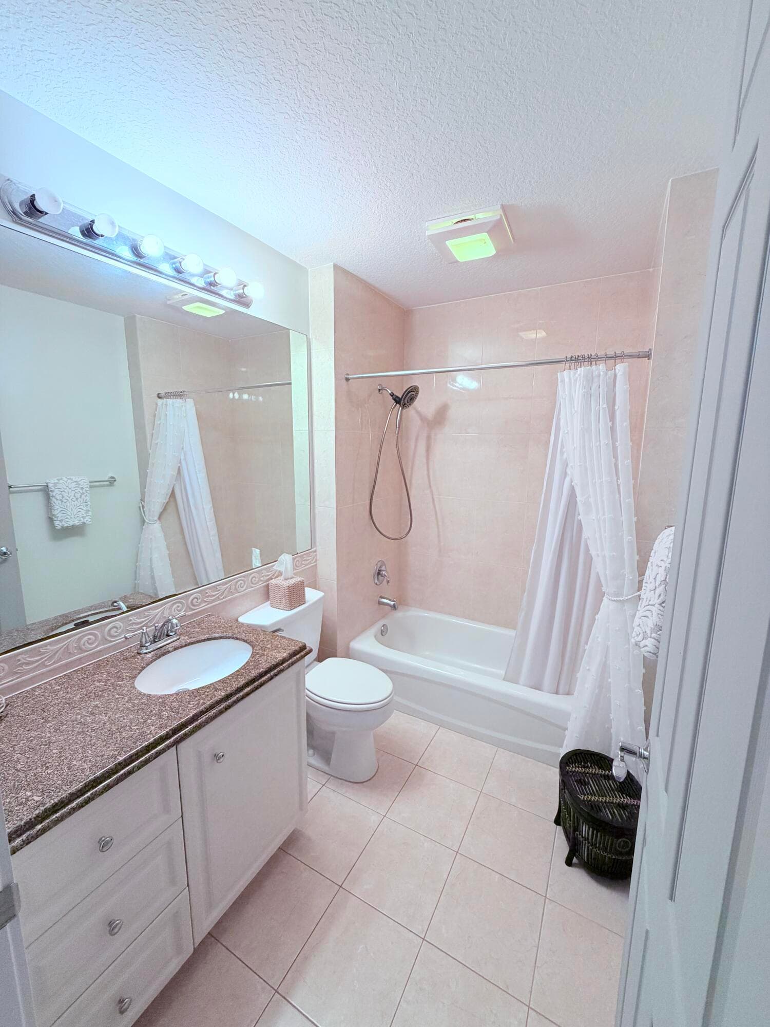 3 E Harbour Isle Drive E 204, Fort Pierce, FL 34949 — photo 16 of 20