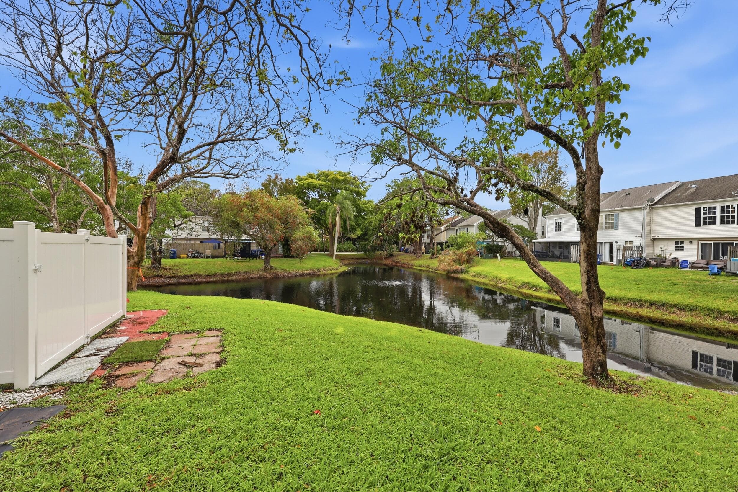 218 Old English Drive, Jupiter, FL 33458 — photo 24 of 26