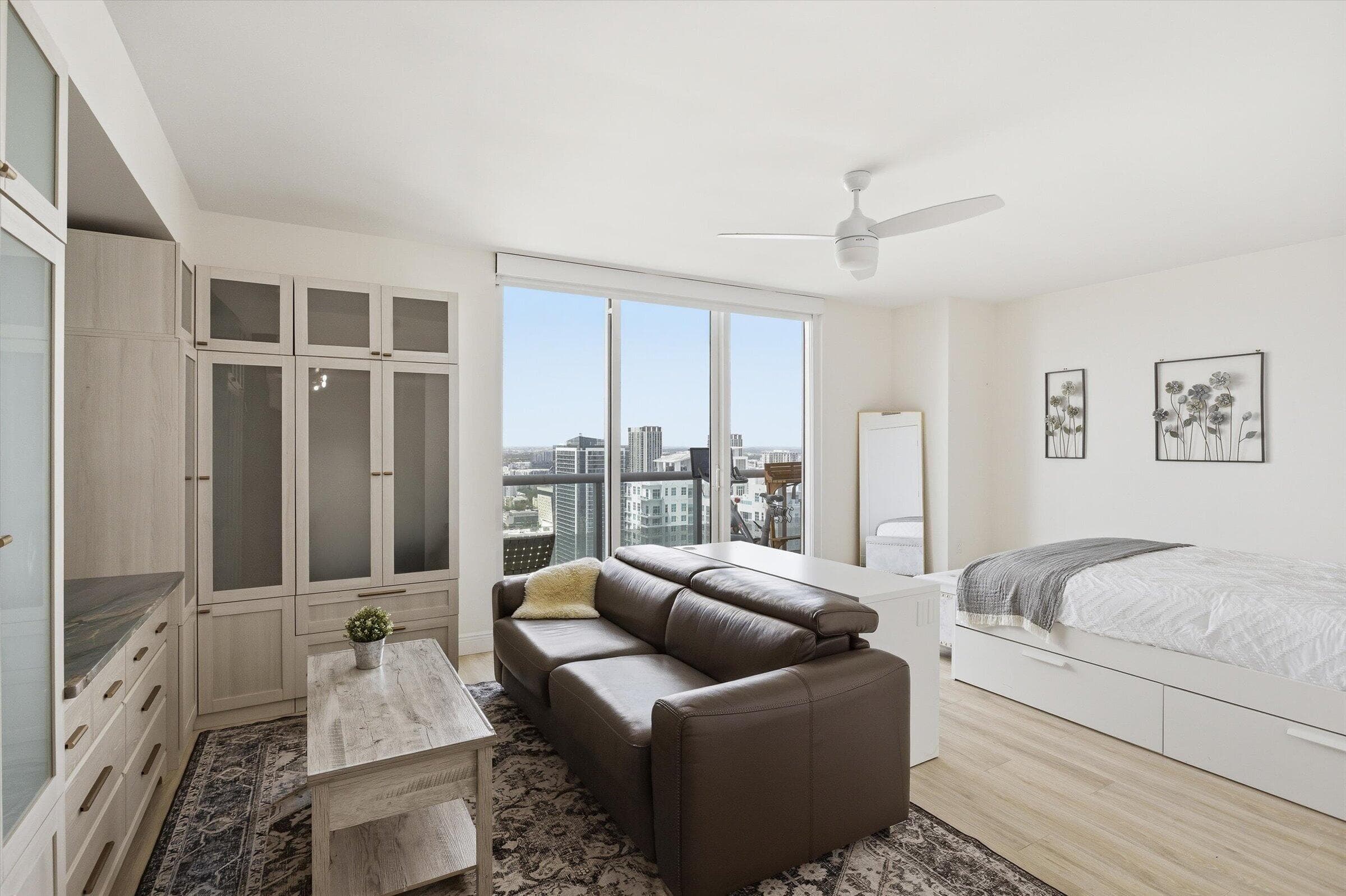 50 Biscayne Boulevard 4603, Miami, FL 33132 — photo 4 of 54