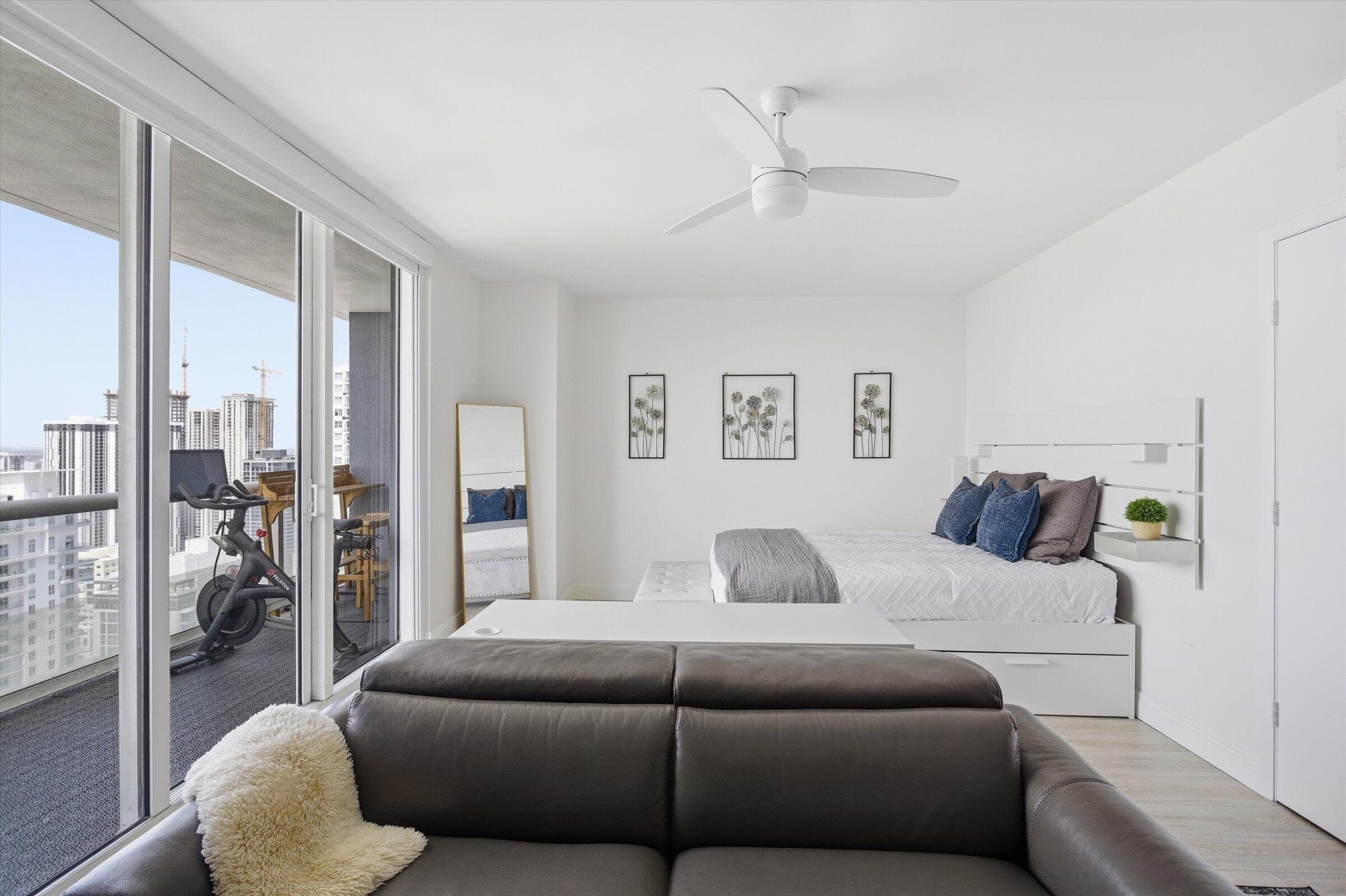 50 Biscayne Boulevard 4603, Miami, FL 33132 — photo 5 of 54