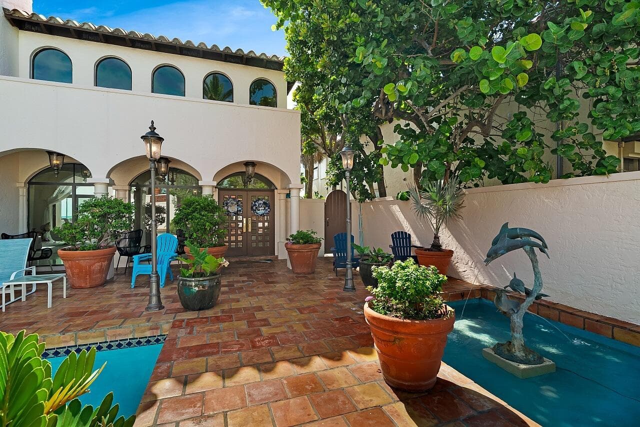 1 Ocean Lane, Manalapan, FL 33462 — photo 22 of 103