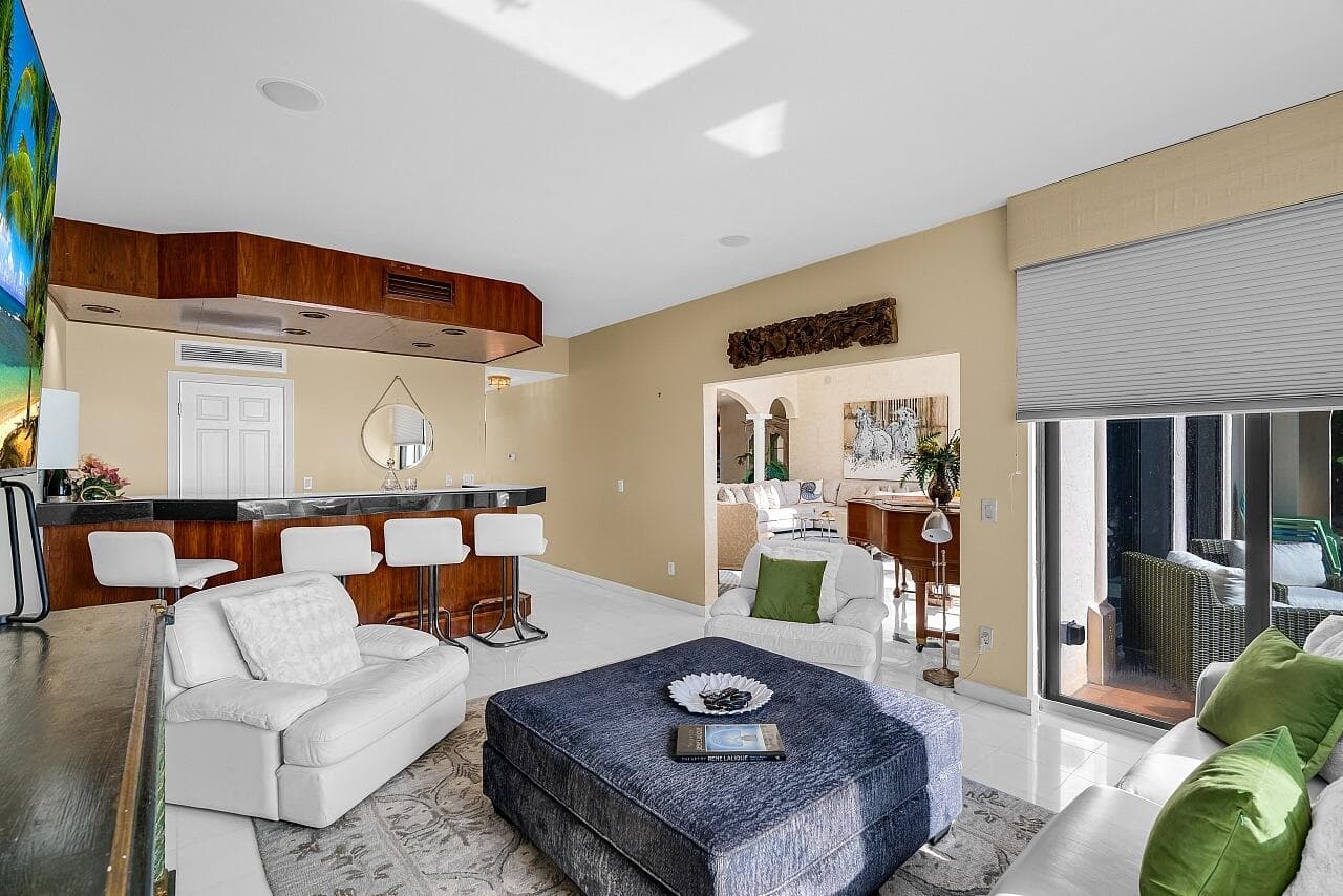1 Ocean Lane, Manalapan, FL 33462 — photo 39 of 103