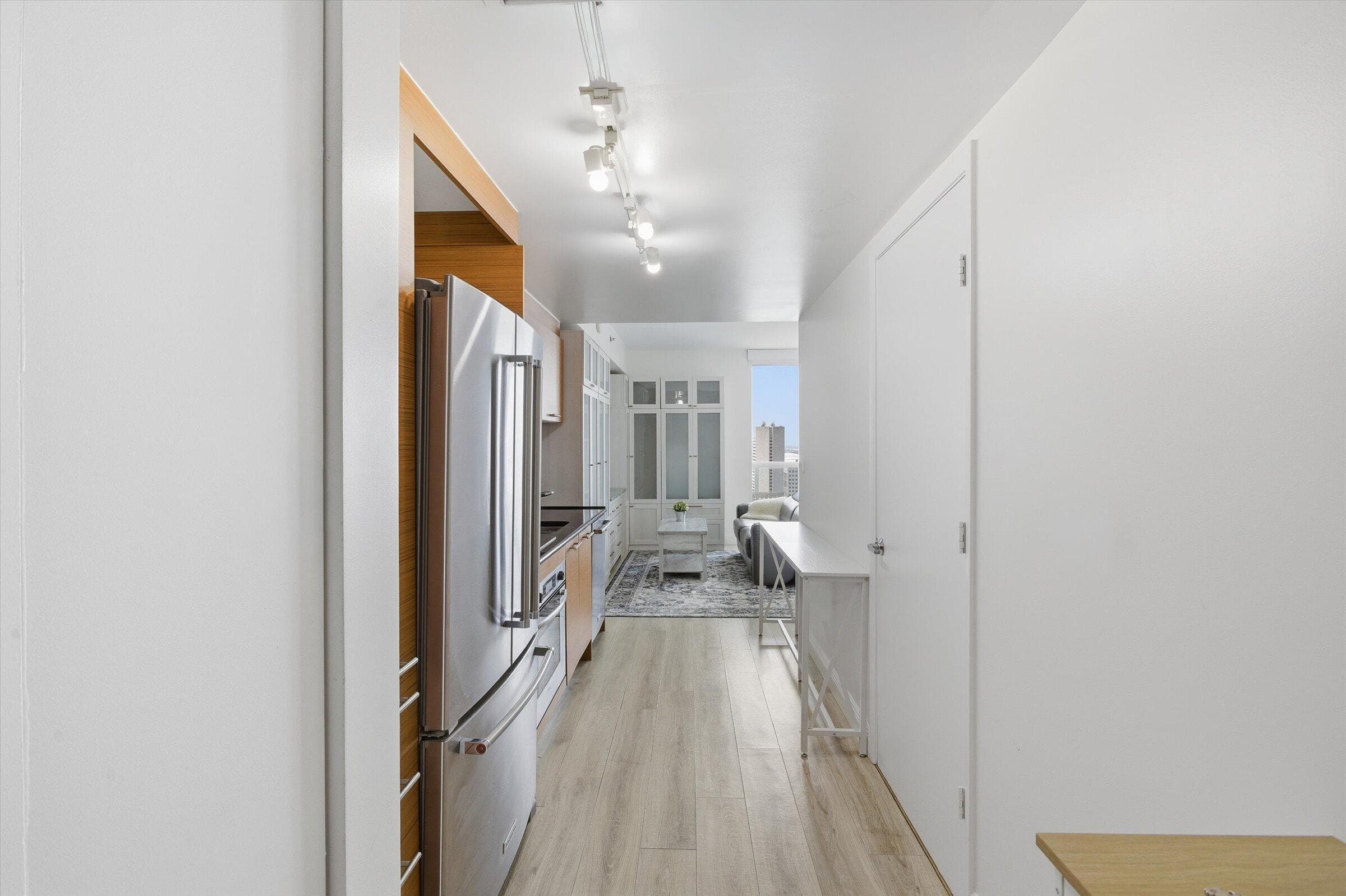 50 Biscayne Boulevard 4603, Miami, FL 33132 — photo 15 of 54