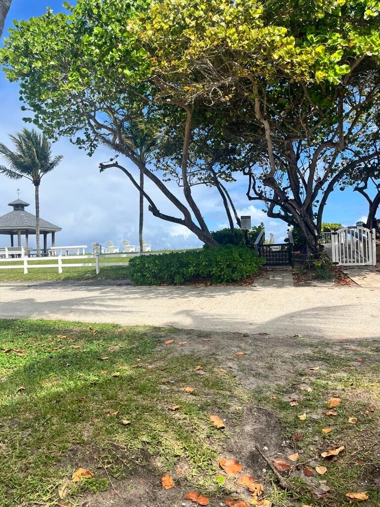 5550 N Ocean Boulevard 107, Ocean Ridge, FL 33435 — photo 2 of 43