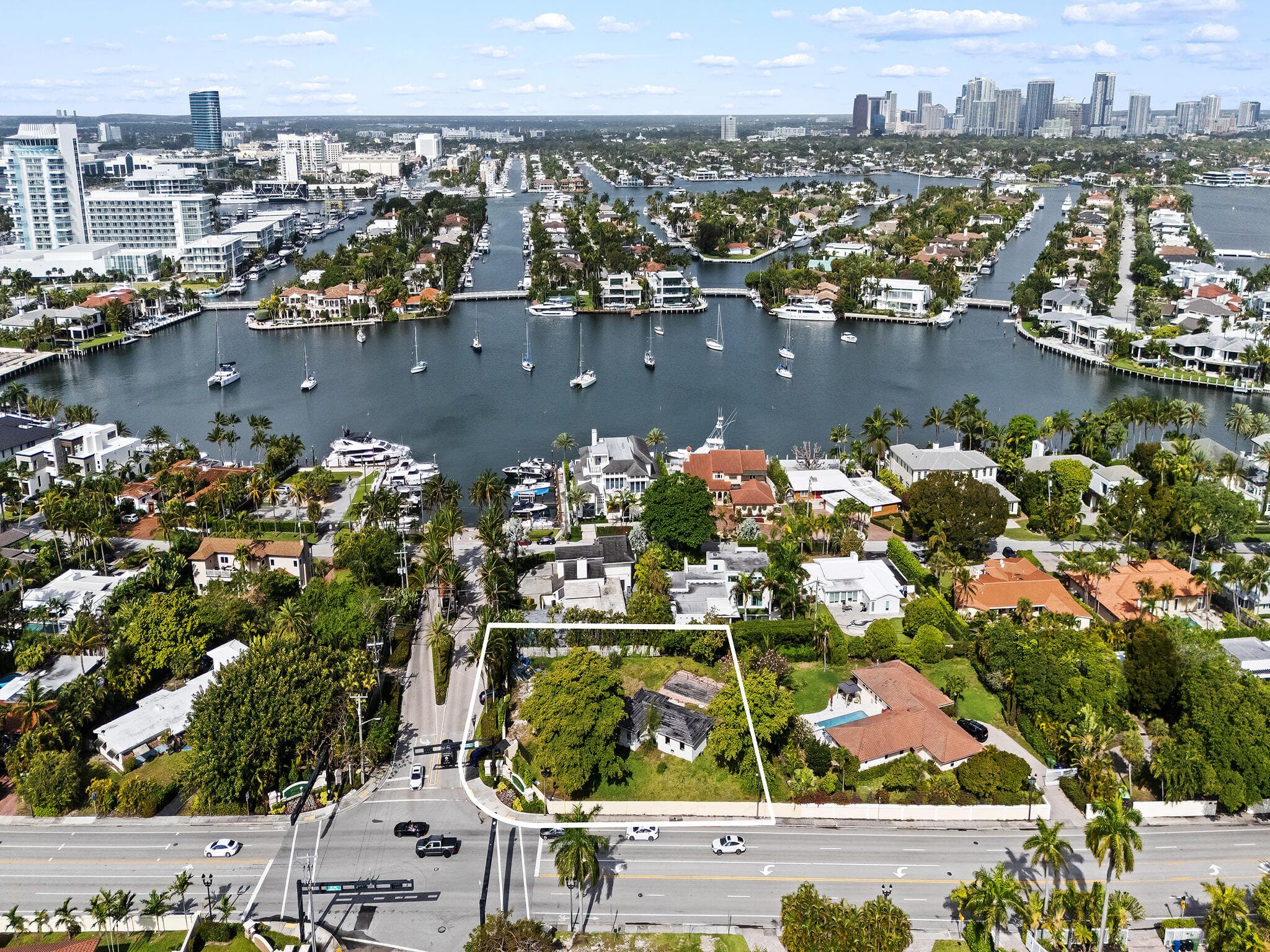 2681 Harbor Beach Parkway, Fort Lauderdale, FL 33316 — photo 1 of 14