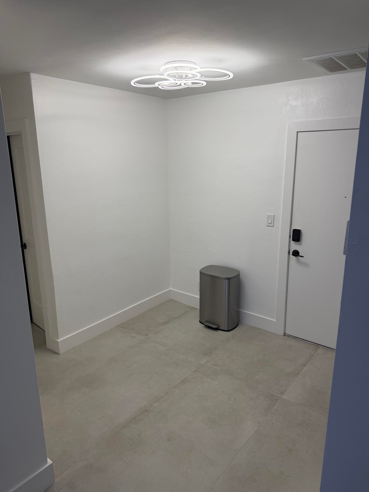 298 SW 6th Street 2080, Boca Raton, FL 33432 — photo 10 of 16