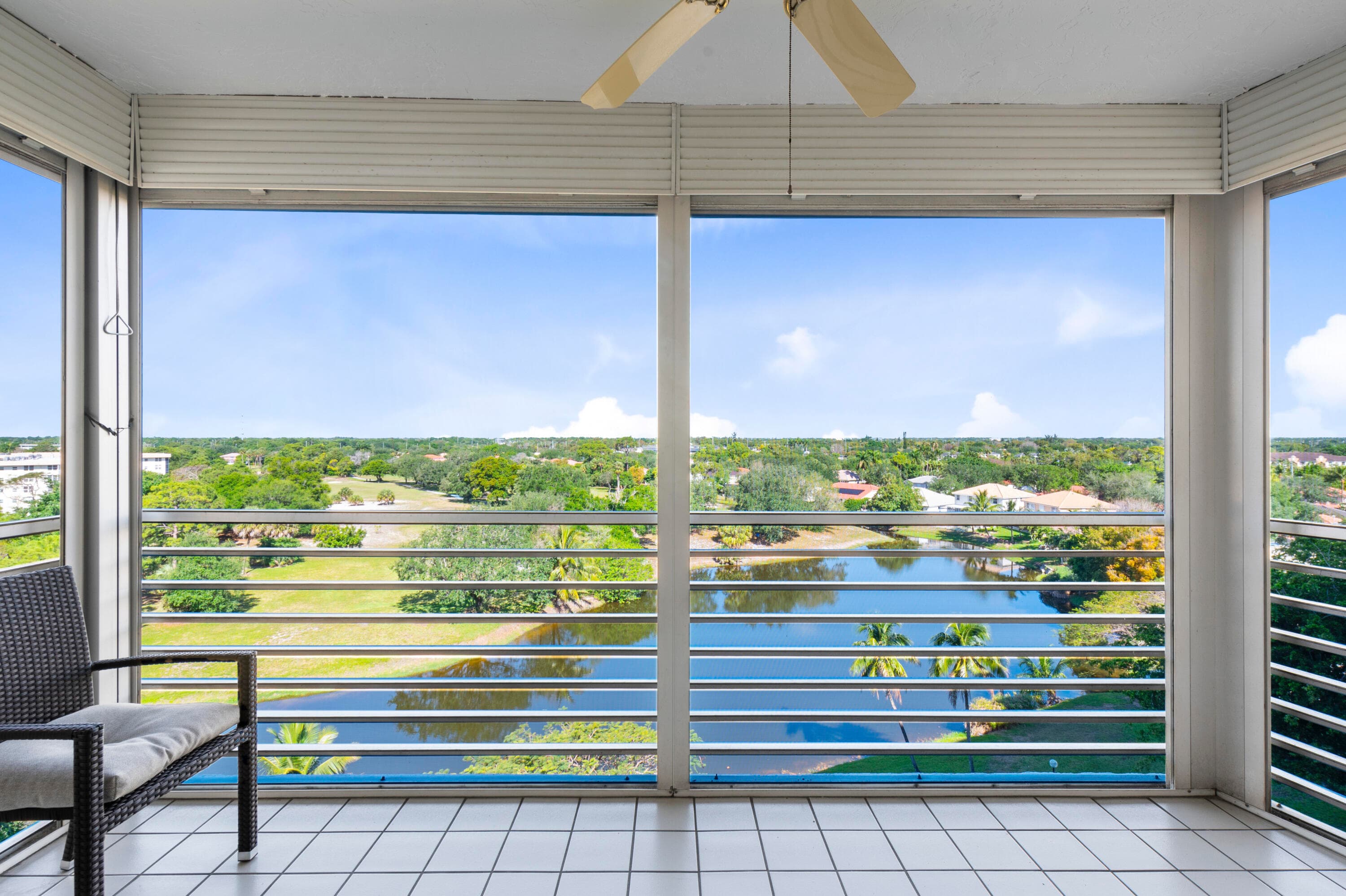 3499 Oaks Way 806, Pompano Beach, FL 33069 — photo 1 of 22