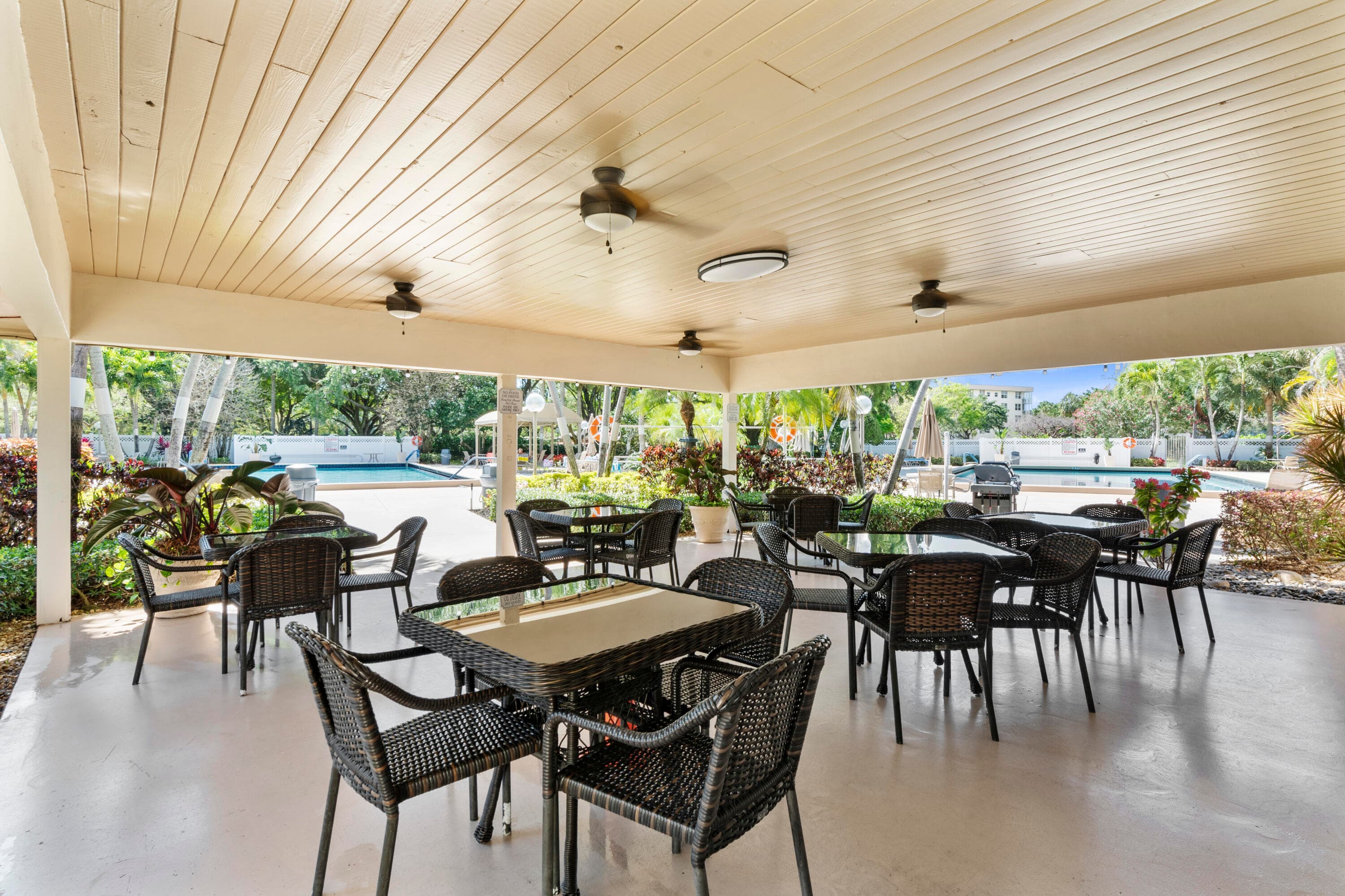 3499 Oaks Way 806, Pompano Beach, FL 33069 — photo 18 of 22