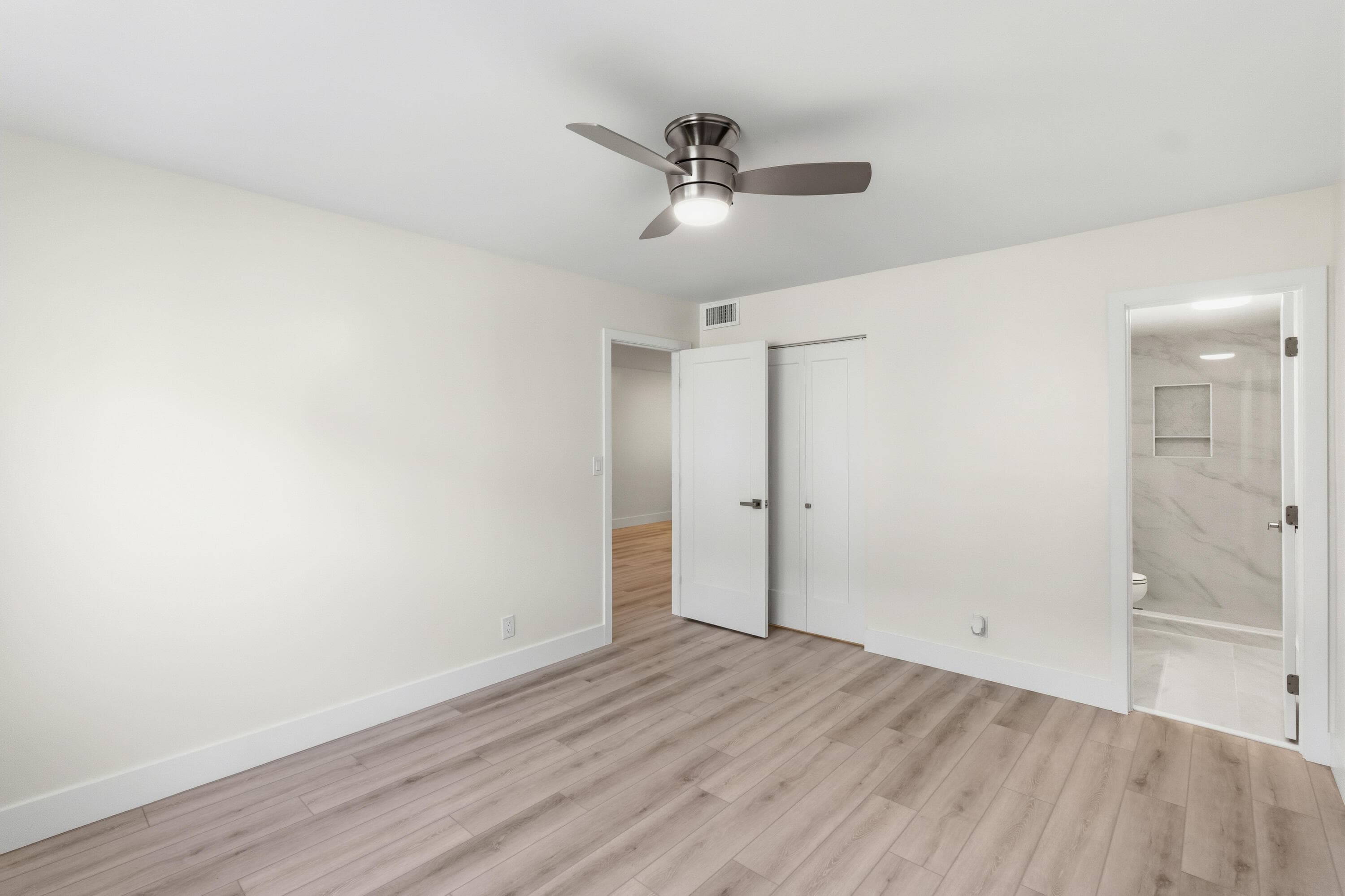 1461 S Ocean Boulevard 106, Lauderdale-By-The-Sea, FL 33062 — photo 45 of 86