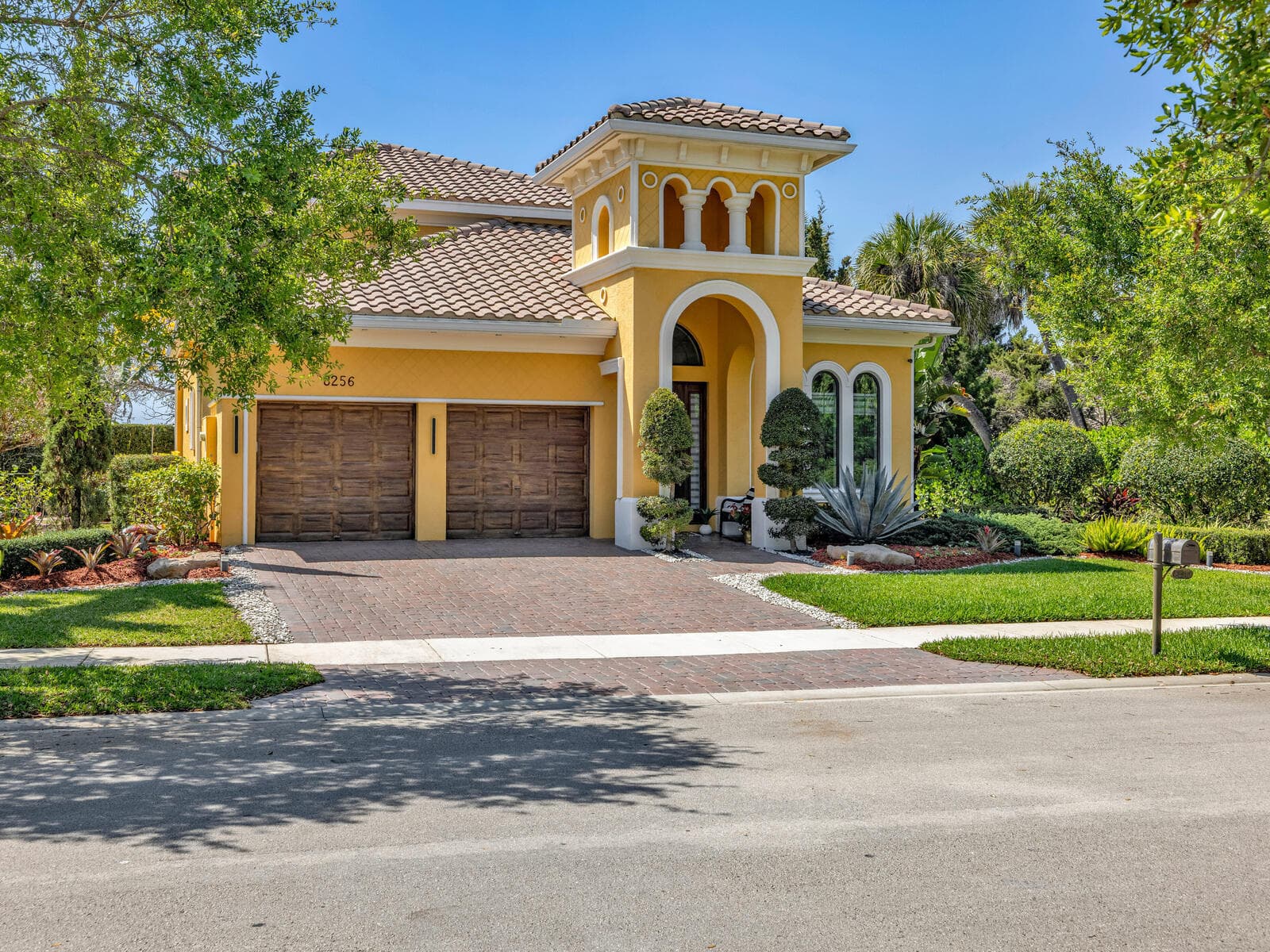 8256 Bradford Way, Parkland, FL 33076 — photo 9 of 97